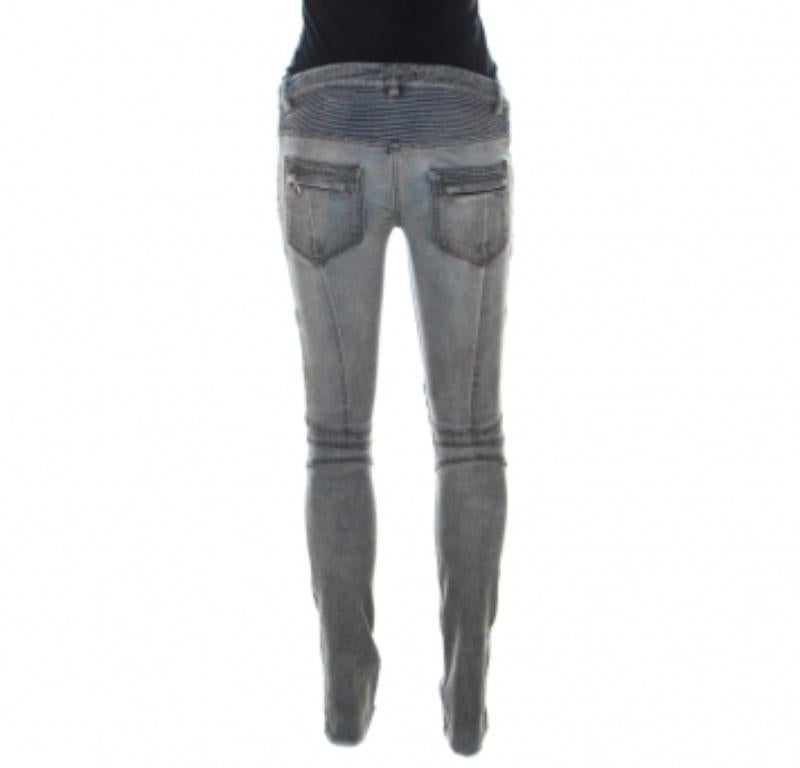 Gris Balmain Grey Washed Denim Pintucked Panel Zip Detail Skinny Jeans S en vente