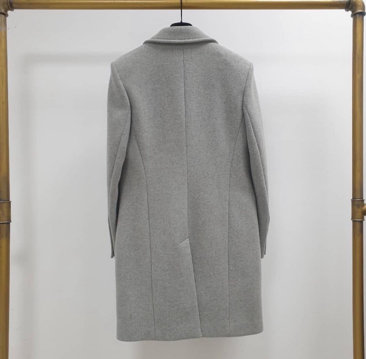 Balmain Grey Wool Cashmere Gold Button Double Breasted Overcoat In Excellent Condition In Krakow, PL