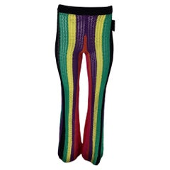 Pantaloni a zampa di elefante a vita alta a righe di Balmain, lavorati all’uncinetto in viscosa multicolore