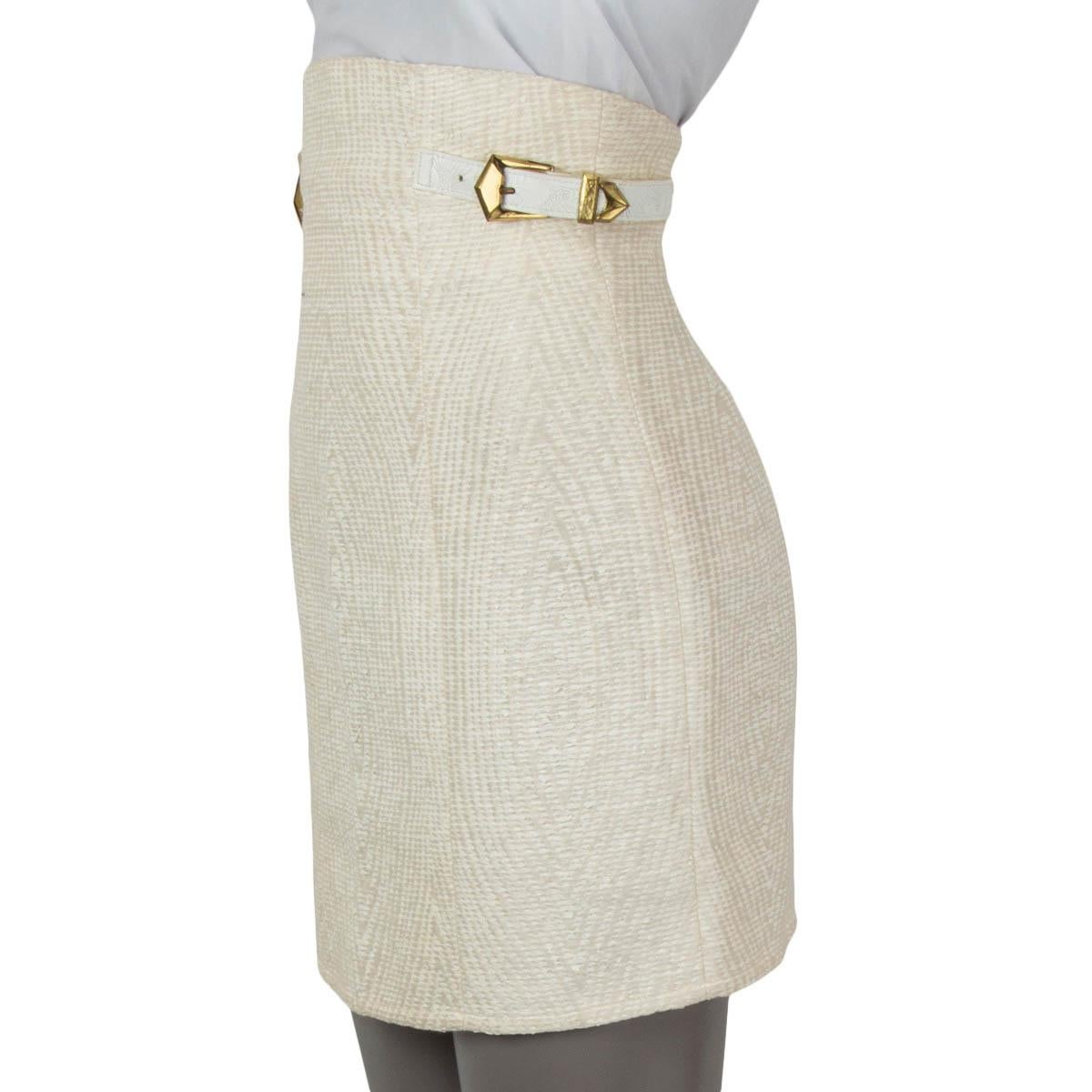 Mini-jupe Balmain en coton mélangé ivoire et beige avec ceinture et taille haute, 36 XS Excellent état - En vente à Zürich, CH