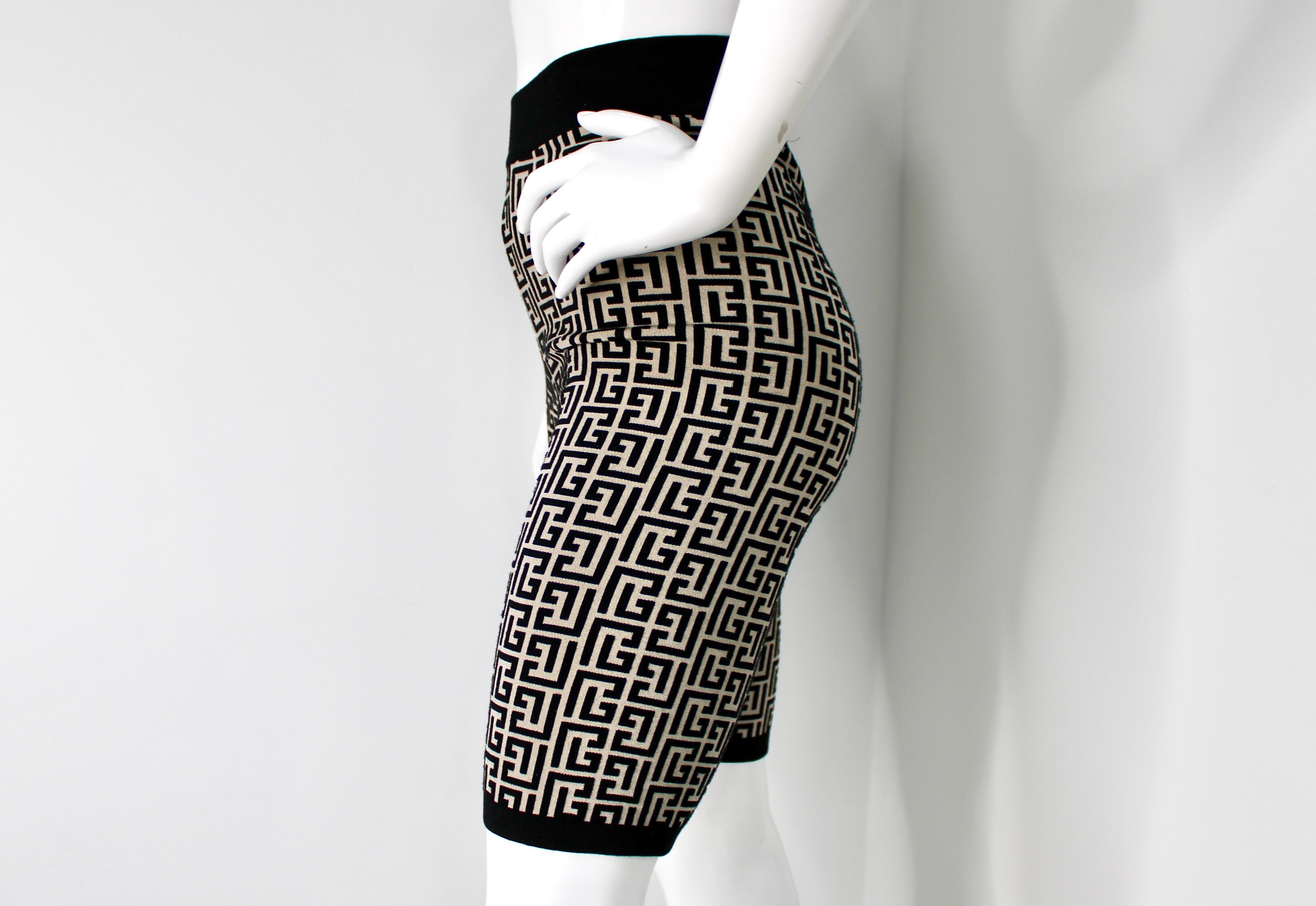 Short de vélo Monogram en maille jacquard de Balmain Pour femmes en vente