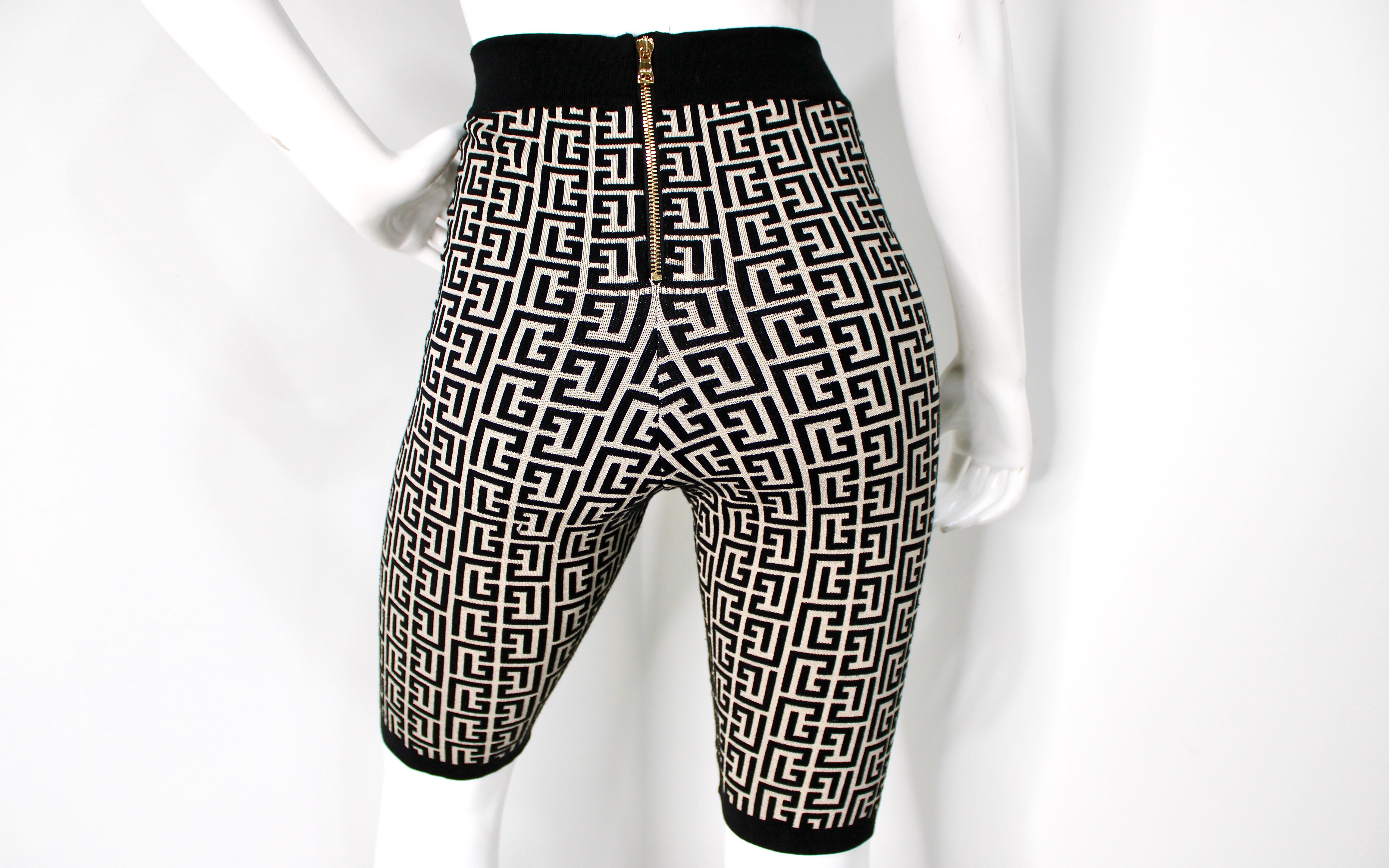 Short de vélo Monogram en maille jacquard de Balmain en vente 1