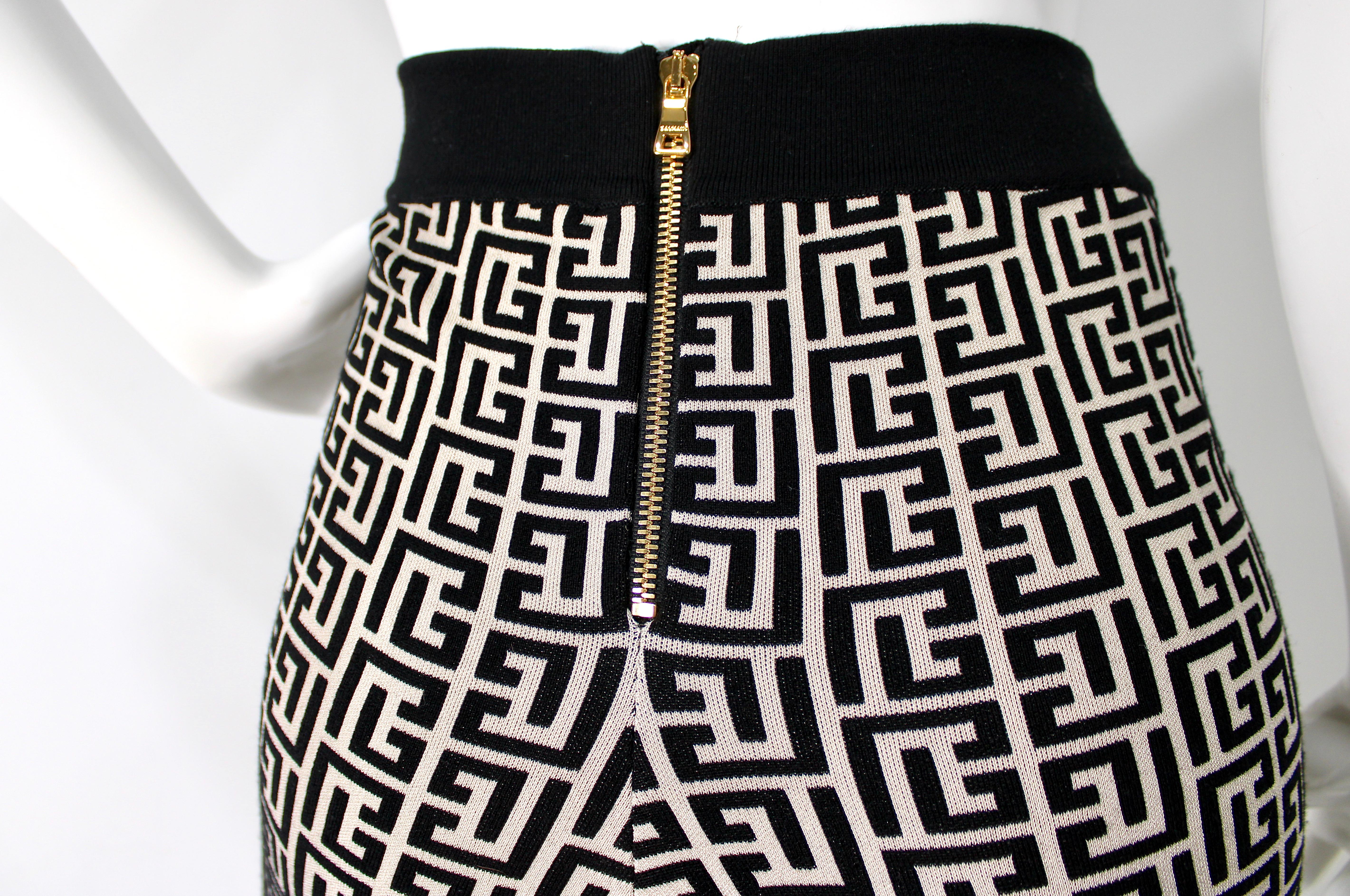 Short de vélo Monogram en maille jacquard de Balmain en vente 2