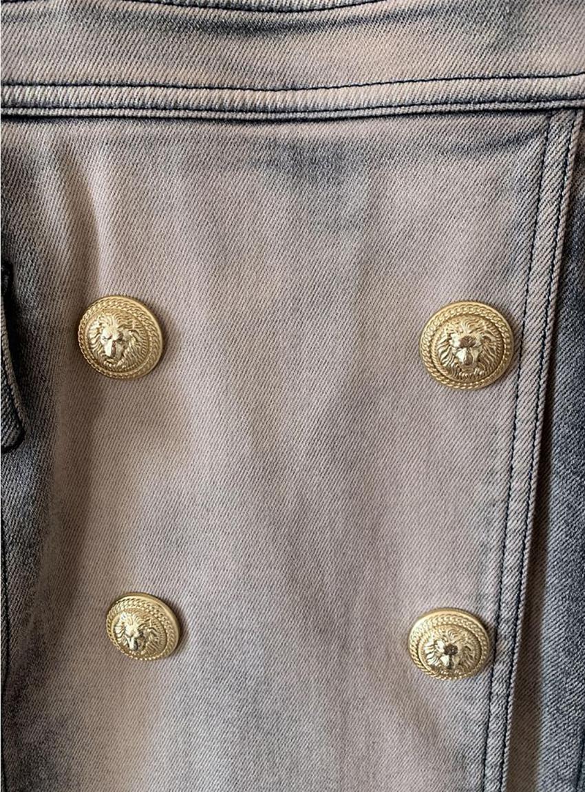 Balmain Jeans Beige Button Up Dress with Gold Tone Lion Buttons  EU 42 In Excellent Condition In Montgomery, TX