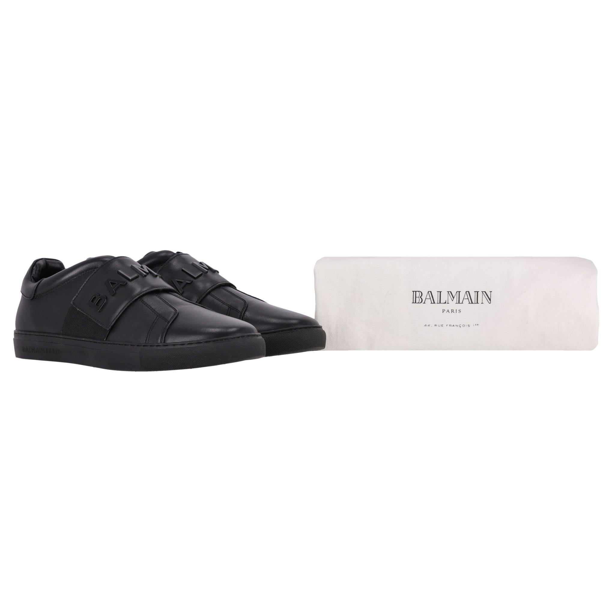 Balmain Leather Logo Slip-on Sneakers

Black sneakers crafted from leather, designed with logo detailed elastic strap to the vamp.

Featuring slip-on style with a round toe and 'Balmain' embossment to the heel.

Rrp Approx. £600

Size –