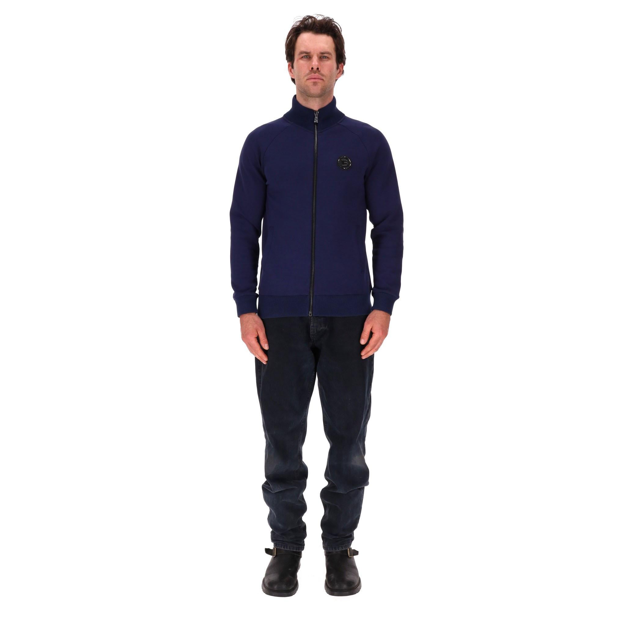 Balmain - Cardigan zippé en coton avec logo

Cardigan bleu foncé avec patch logo en cuir noir sur la poitrine et signature 