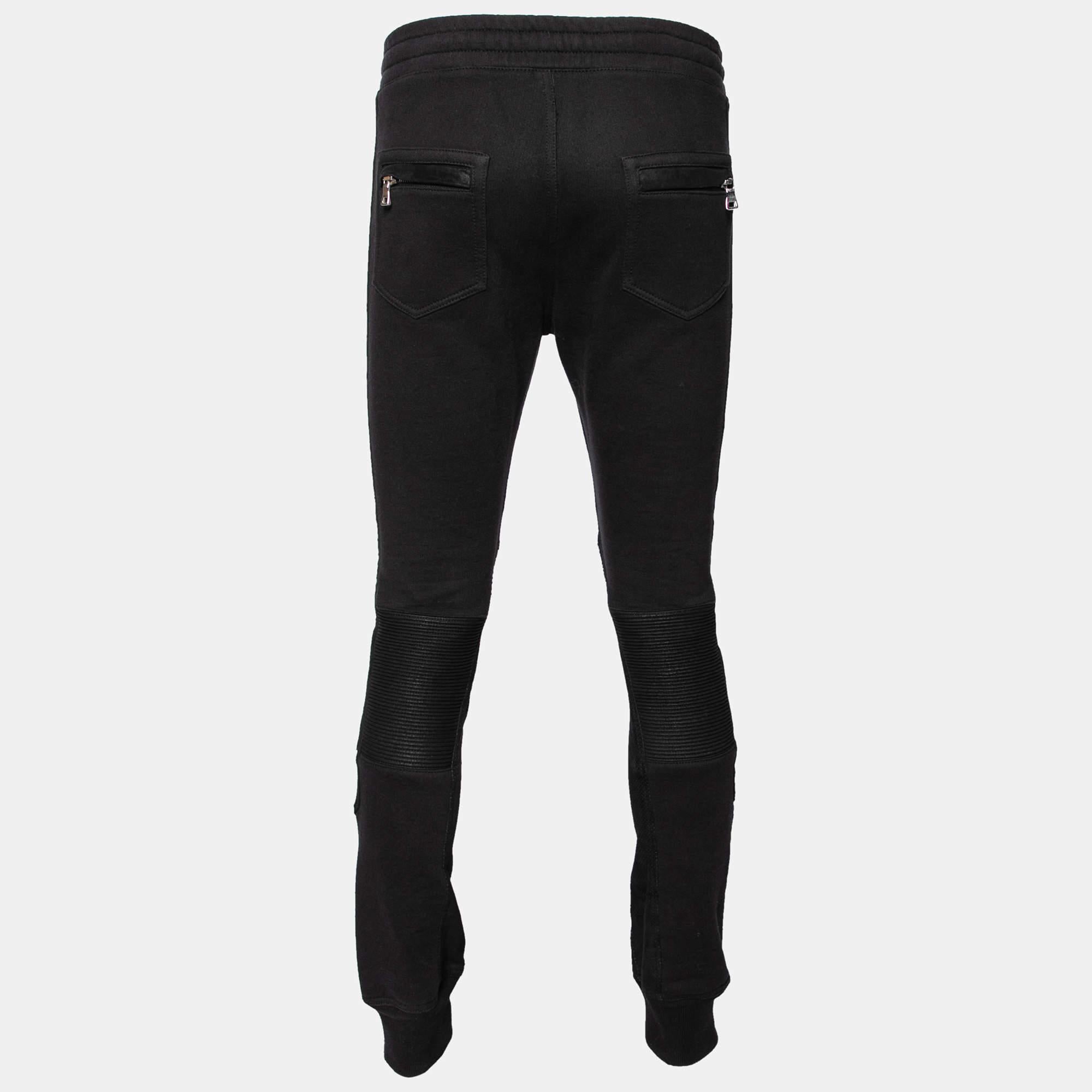 Step out for a jog with these super-stylish joggers, lounge around, or go out to run errands, the Balmain creation will make you feel comfortable all day. It has been made using high-grade materials and will go well with sneakers, t-shirts, or