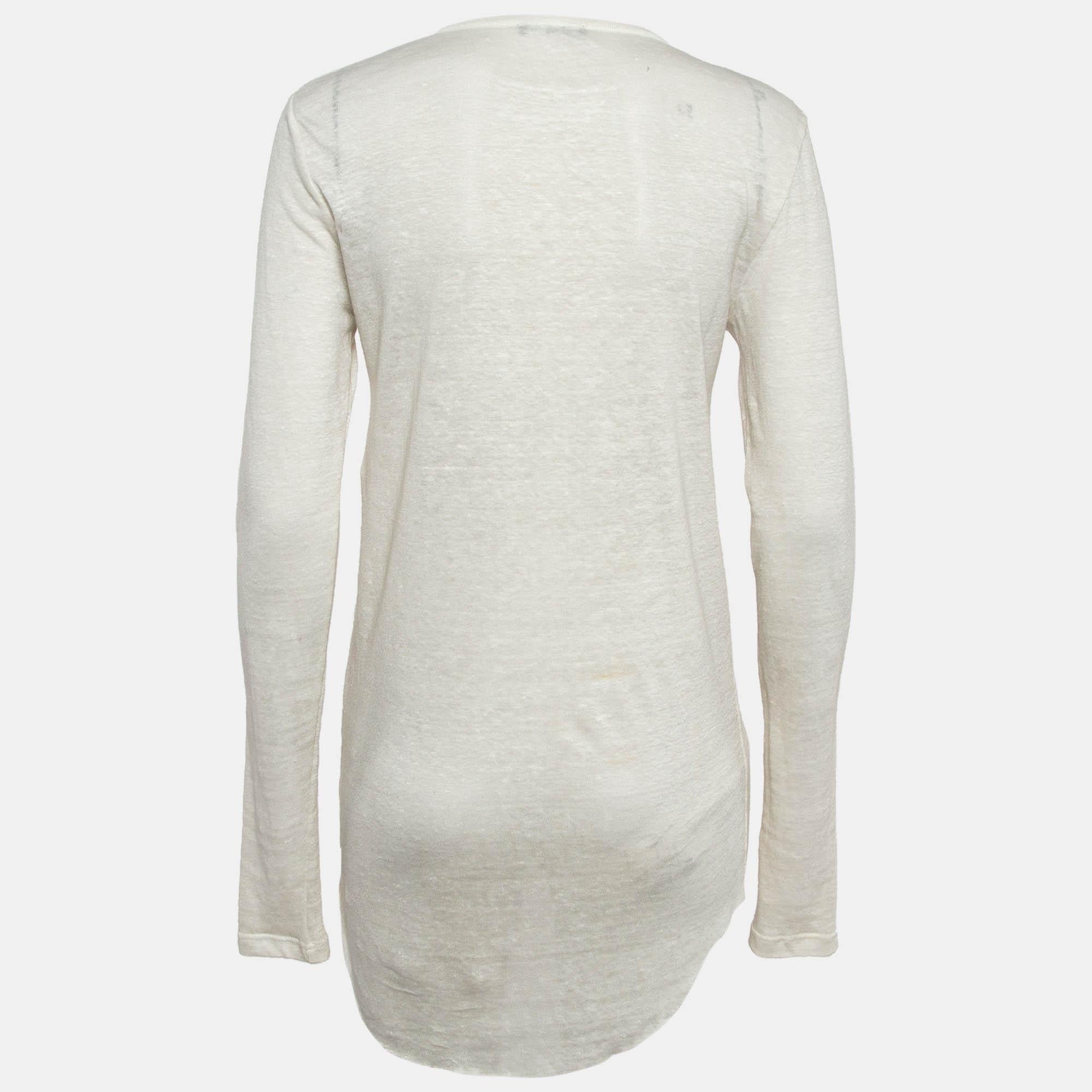 Este top de diseño te aportará estilo y comodidad. Confeccionado con el mejor tejido  la creación se ha detallado enormemente. Combínalo con una falda y tacones.