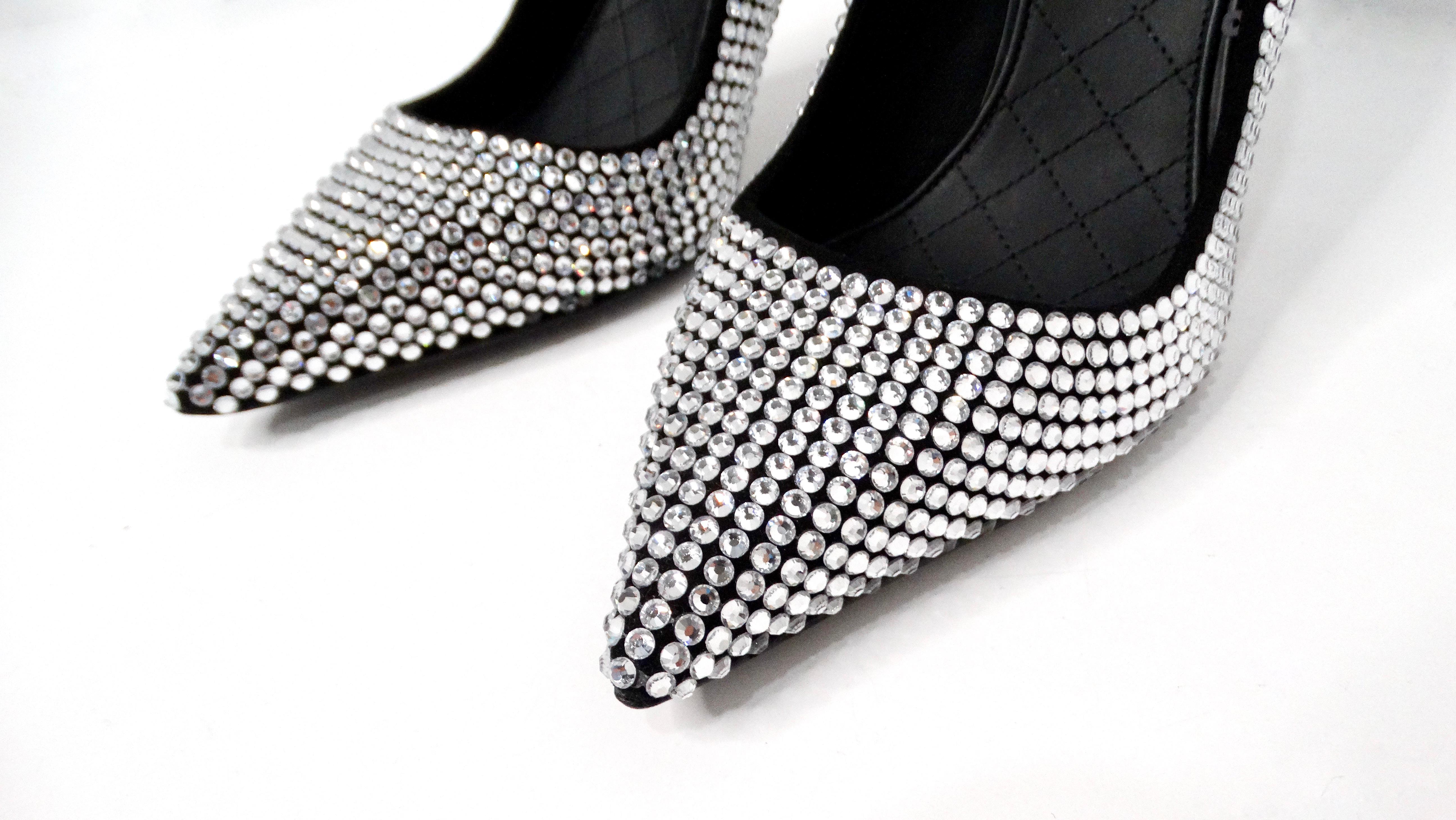 Nero Décolleté Balmain Oris in pelle scamosciata e impreziosite da strass in vendita