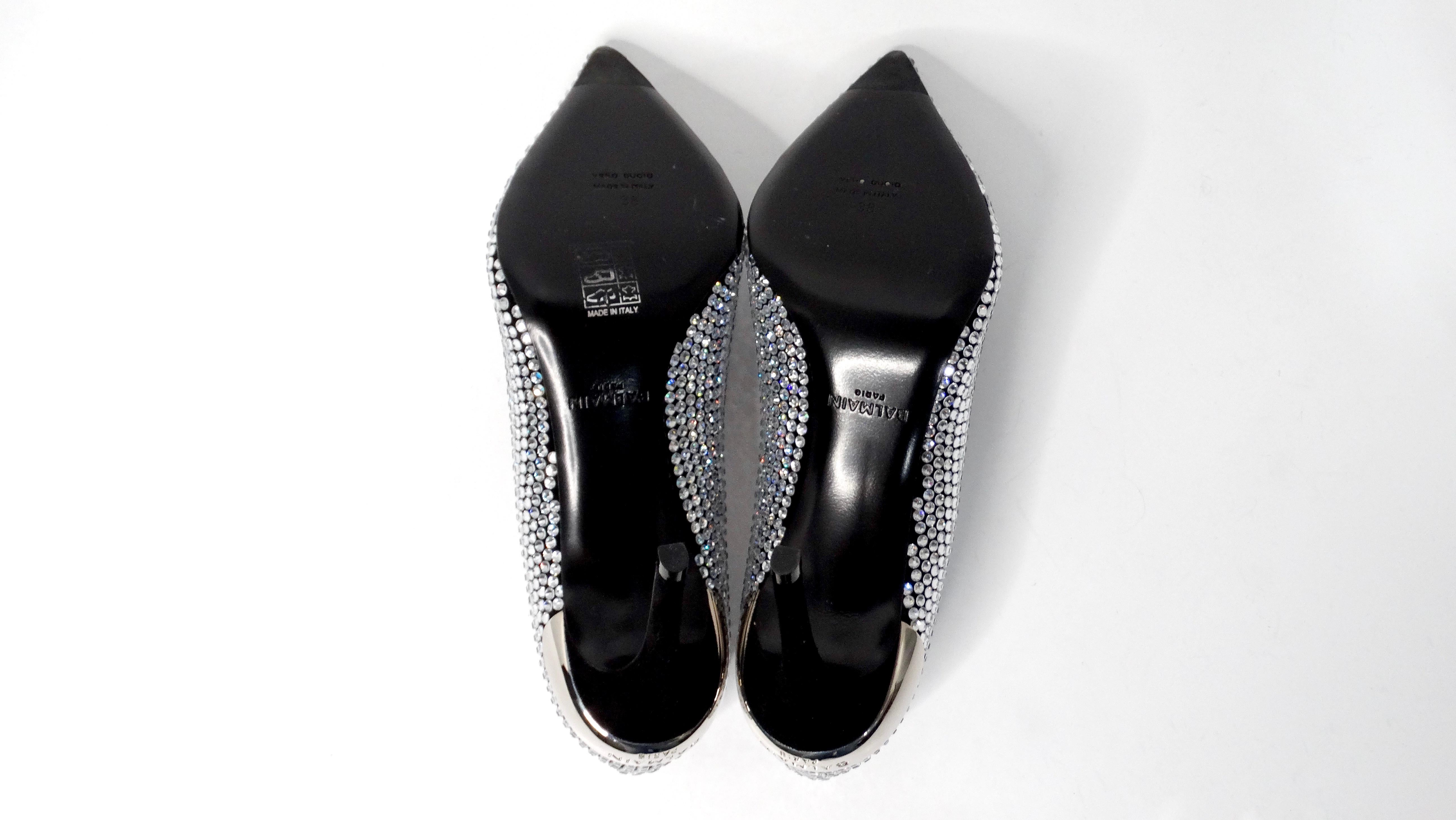 Décolleté Balmain Oris in pelle scamosciata e impreziosite da strass in vendita 3