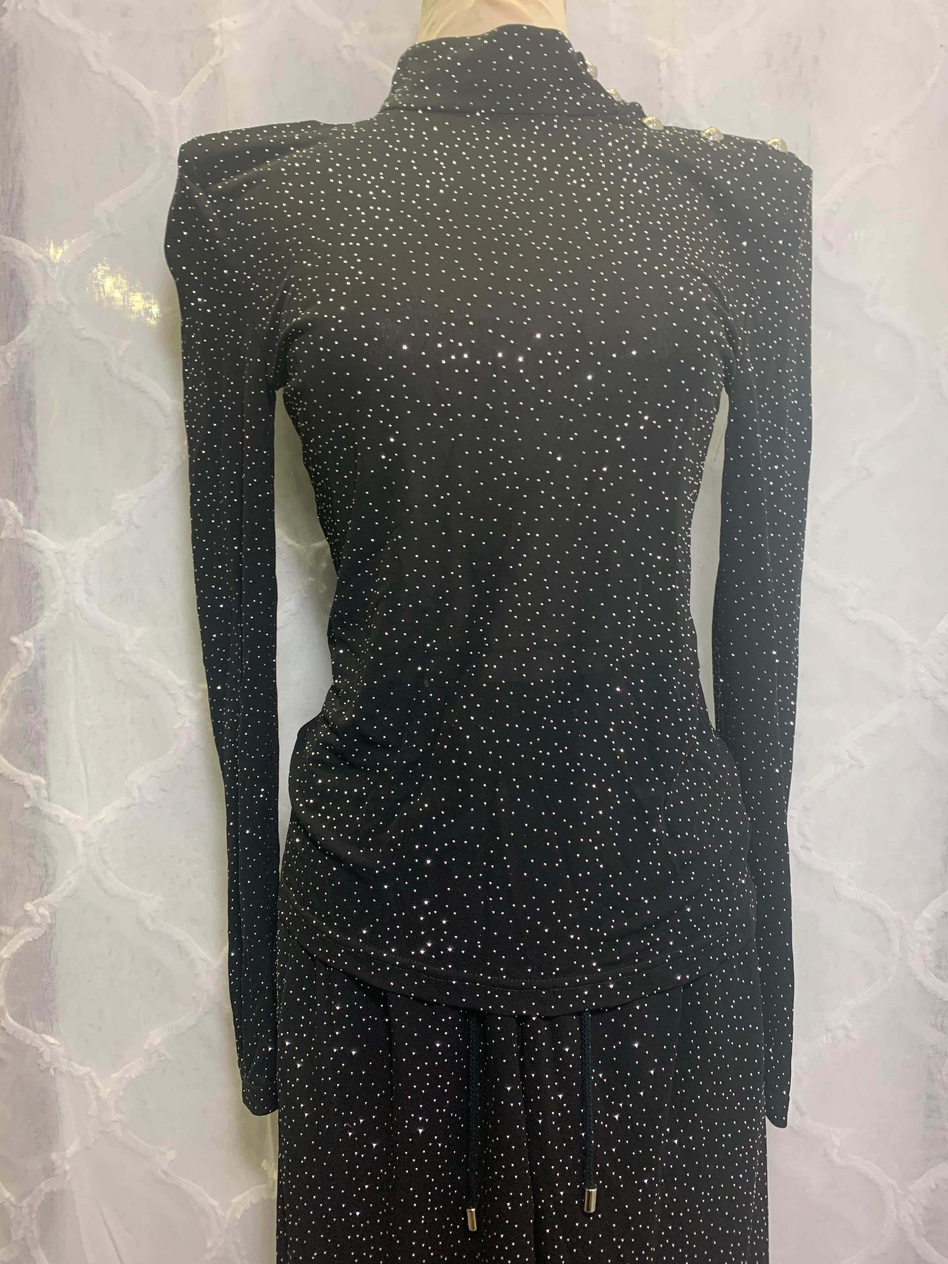 Noir Balmain Paris Ensemble deux pièces noir clouté en cristal - Taille FR 38 / US 4-6 en vente