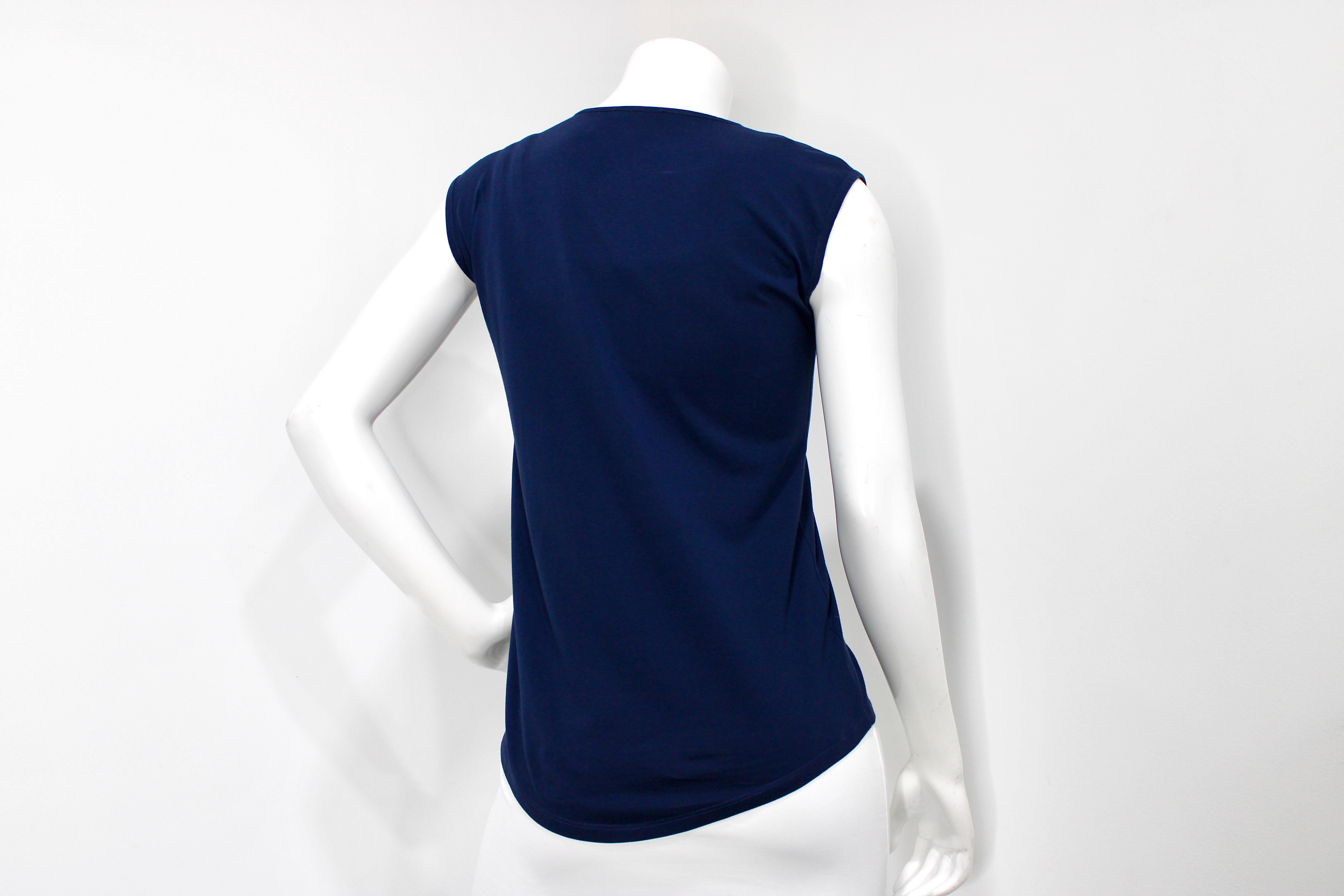 Balmain Paris T-Shirt bleu marine avec logo et médaillons aux épaules Pour femmes en vente