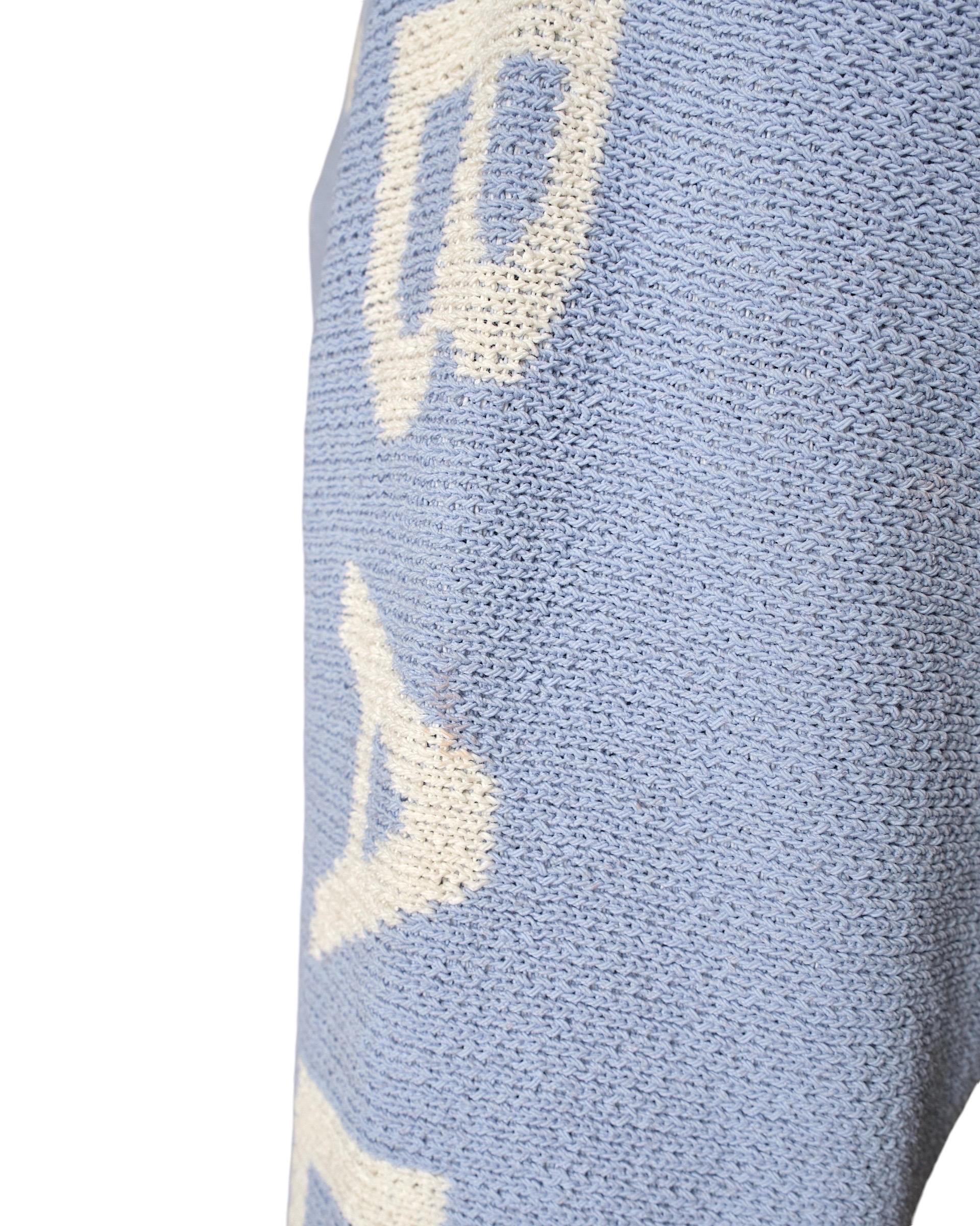 Balmain Pullover Azzurro in Kurzform (Grau) im Angebot