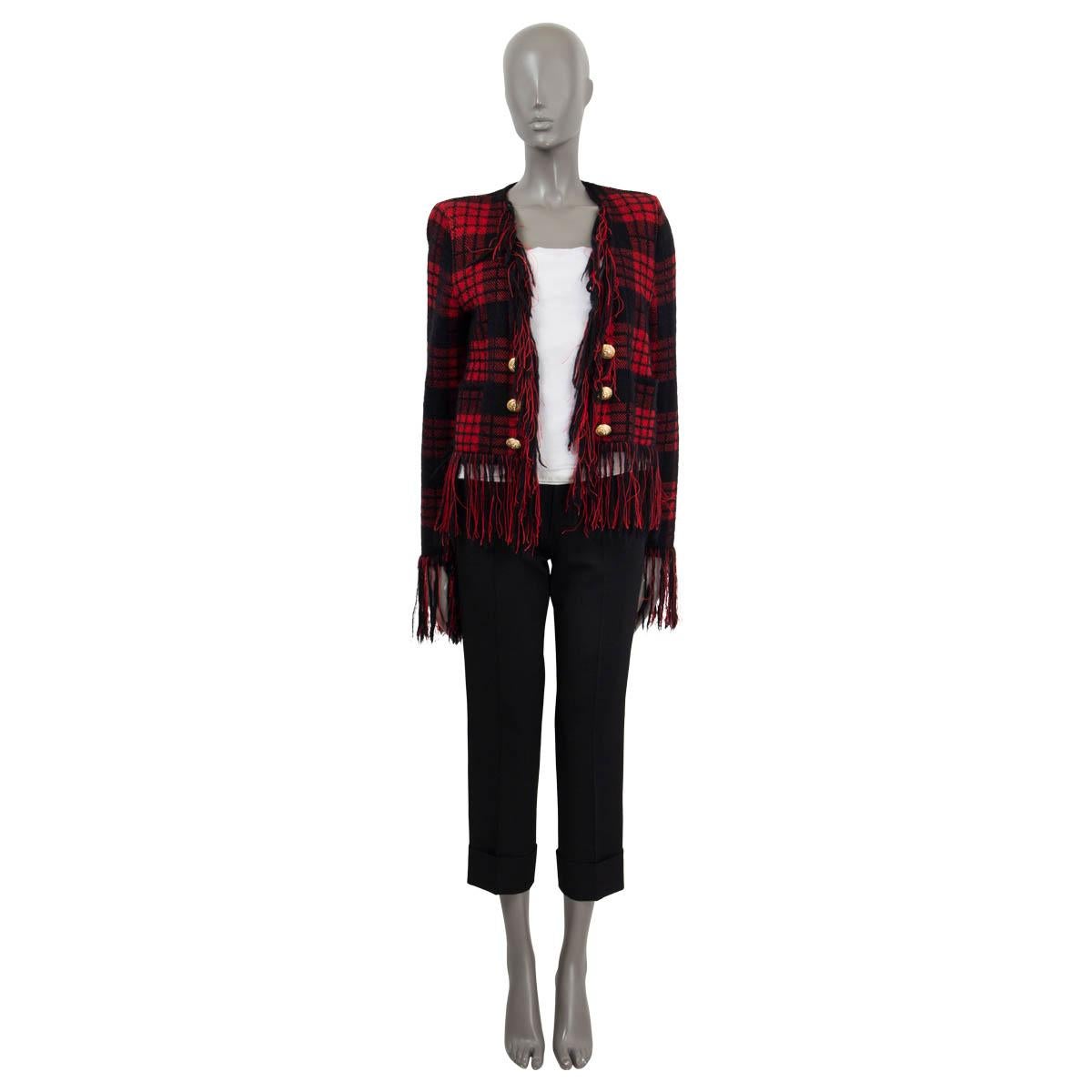 100% authentic Balmain open knit jacket in black and red mohair (30%), wool (29%), viscose (28%) and polyamide (13%). Features a fringed hemline and cuffs. Has padded shoulders, two front patch pockets and six Balmain signature buttons on the front.
