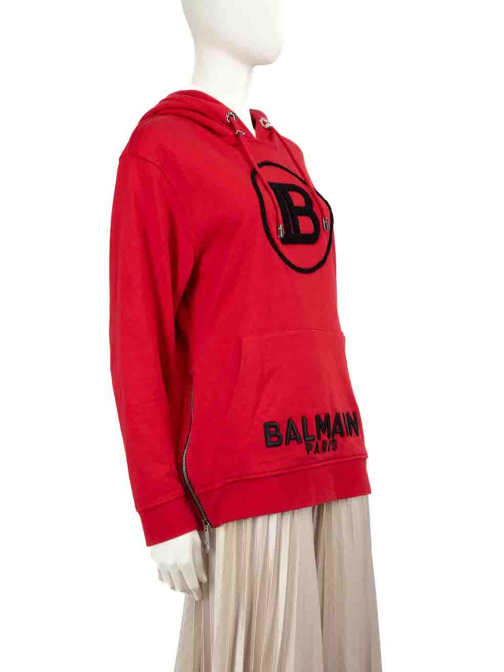 CONDITION is Very good. Minimal wear to hoodie is evident. Minimal marks on the front right side of the pocket and the front inner hemline. Small scratch on the right drawstring hardware on this used Balmain designer resale item.
 
 
 
 Details
 
 
