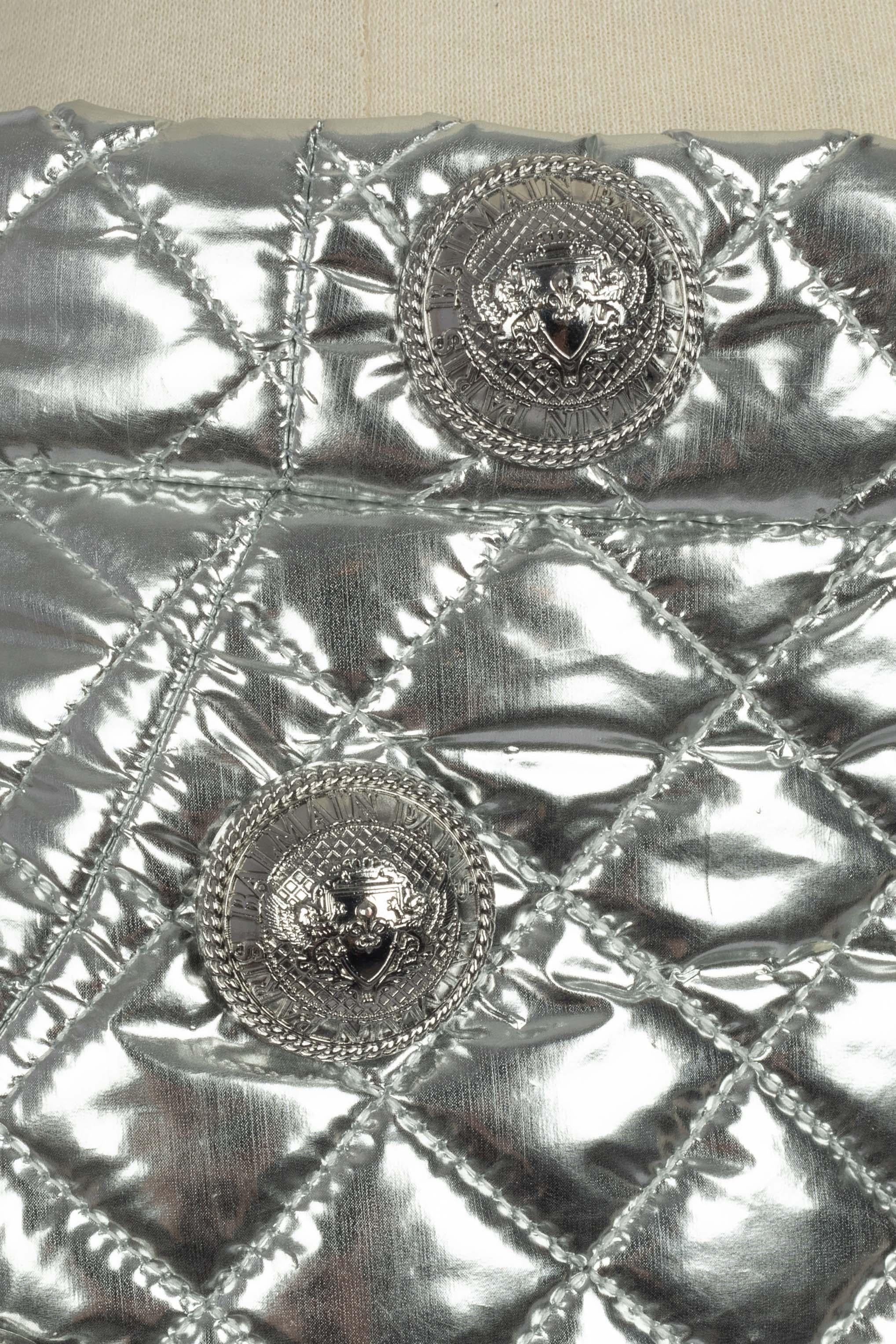 Short argenté Balmain en vente 1