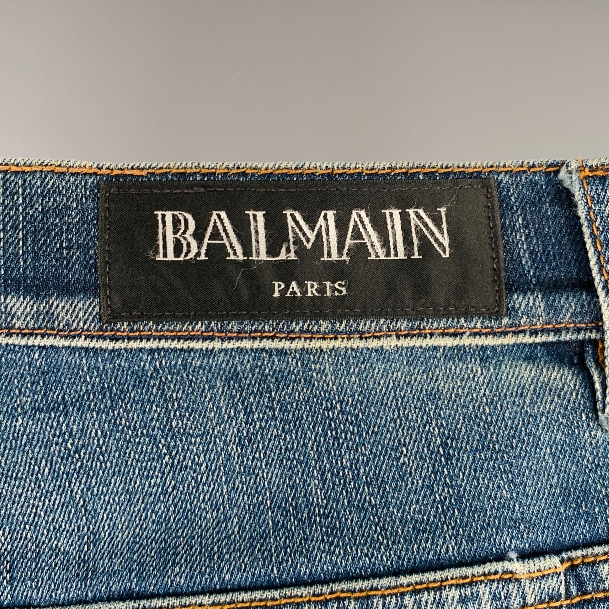 BALMAIN Size 32 Blue Contrast Stitch Cotton Blend Button Fly Jeans In Good Condition For Sale In San Francisco, CA