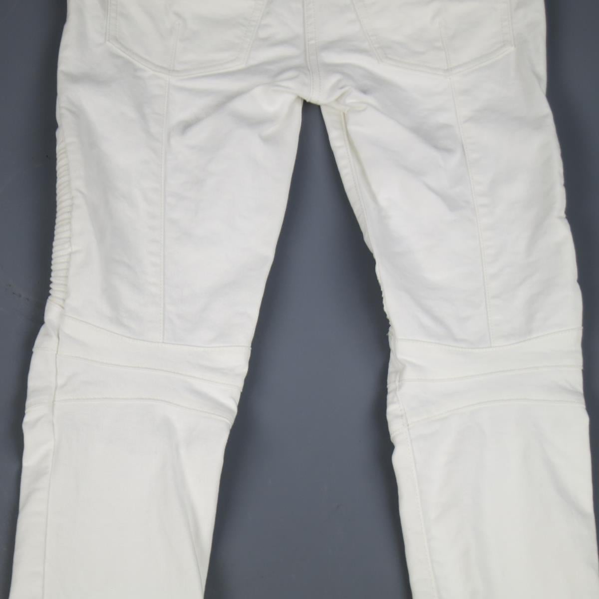 BALMAIN Size 4 White Cotton Gold Zip Moto Jeans For Sale 2