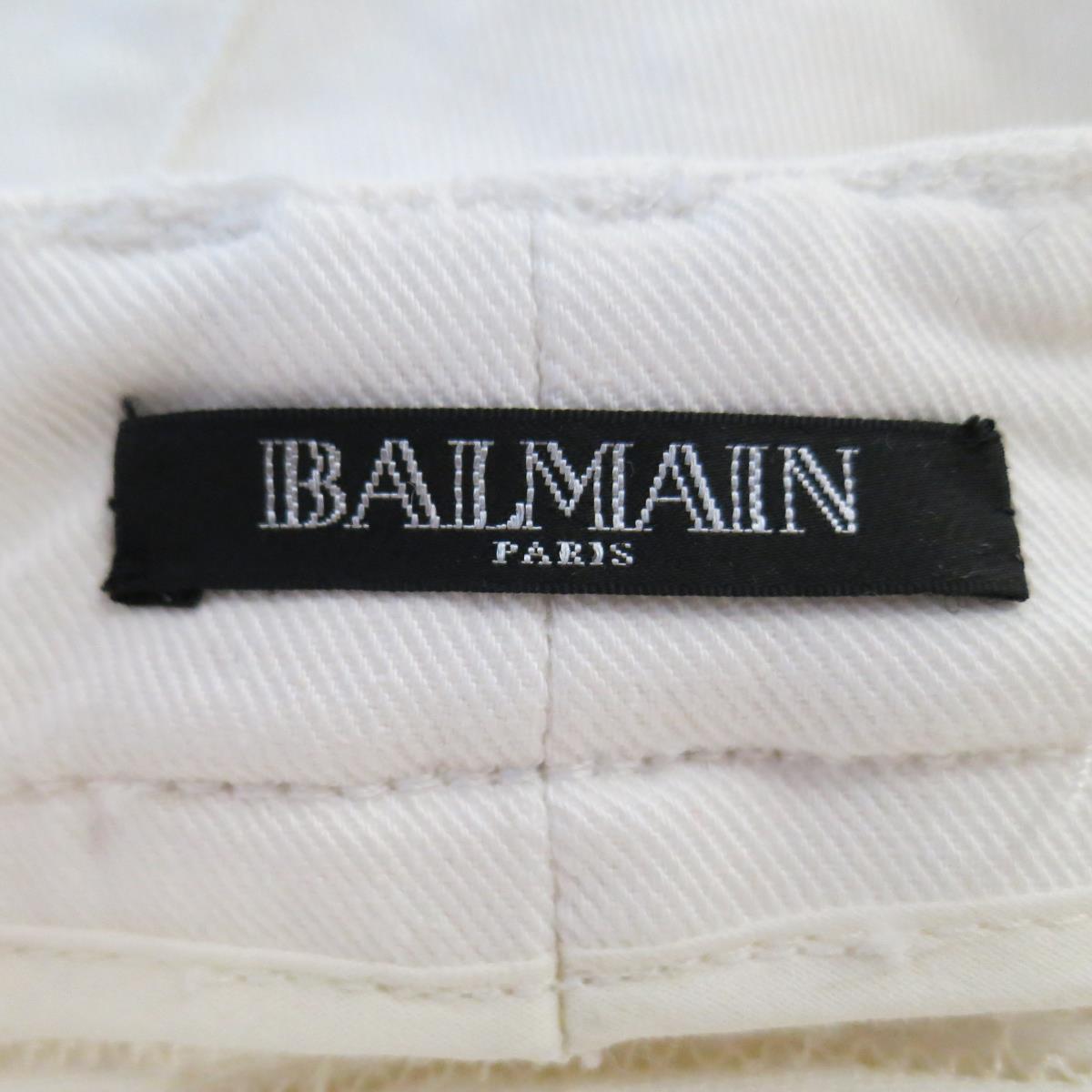 BALMAIN Size 4 White Cotton Gold Zip Moto Jeans For Sale 4