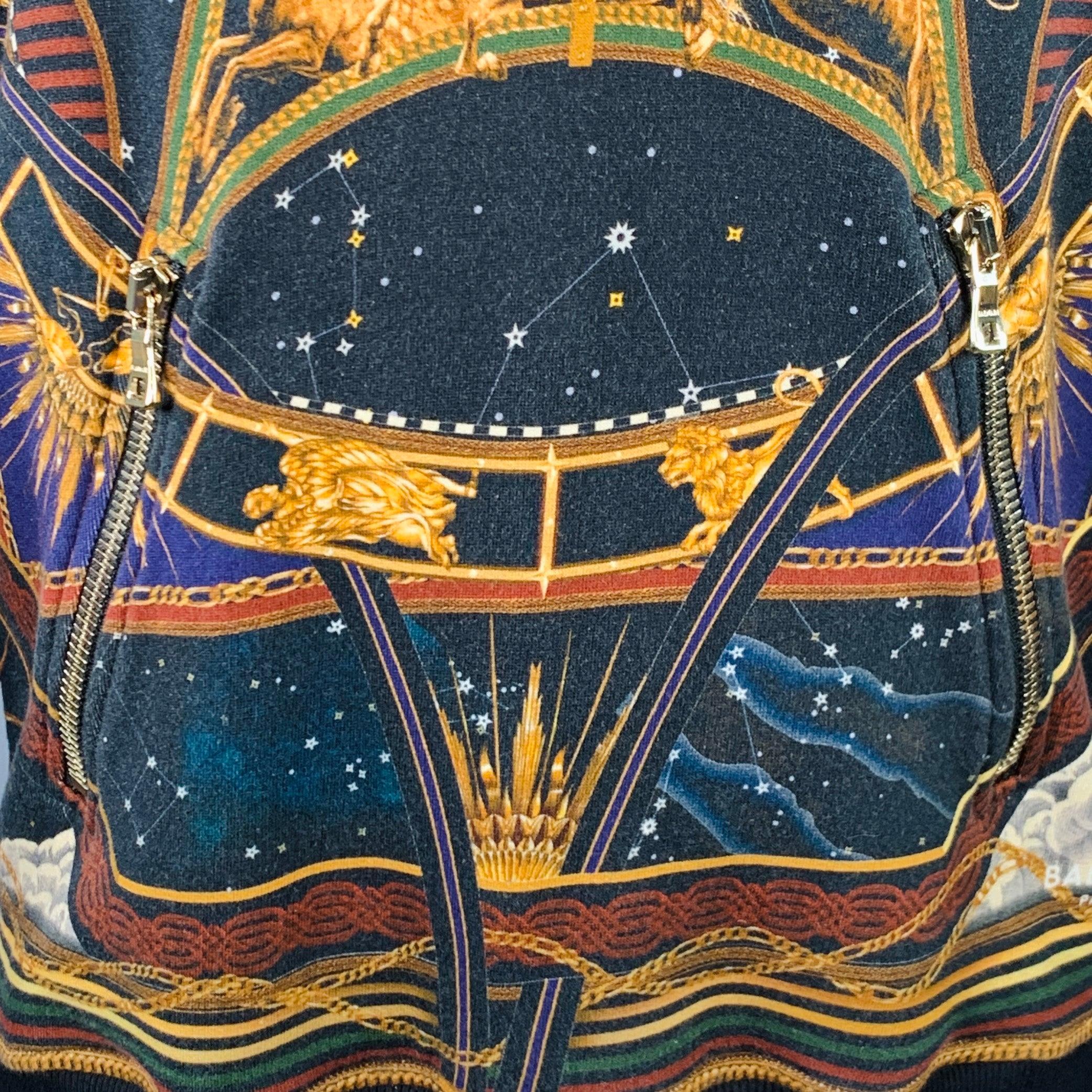 BALMAIN Größe M Schwarz Zodiac Pferd Druck Multi Farbe Astrologie Baumwolle Sweatshirt mit Kapuze im Zustand „Hervorragend“ im Angebot in San Francisco, CA