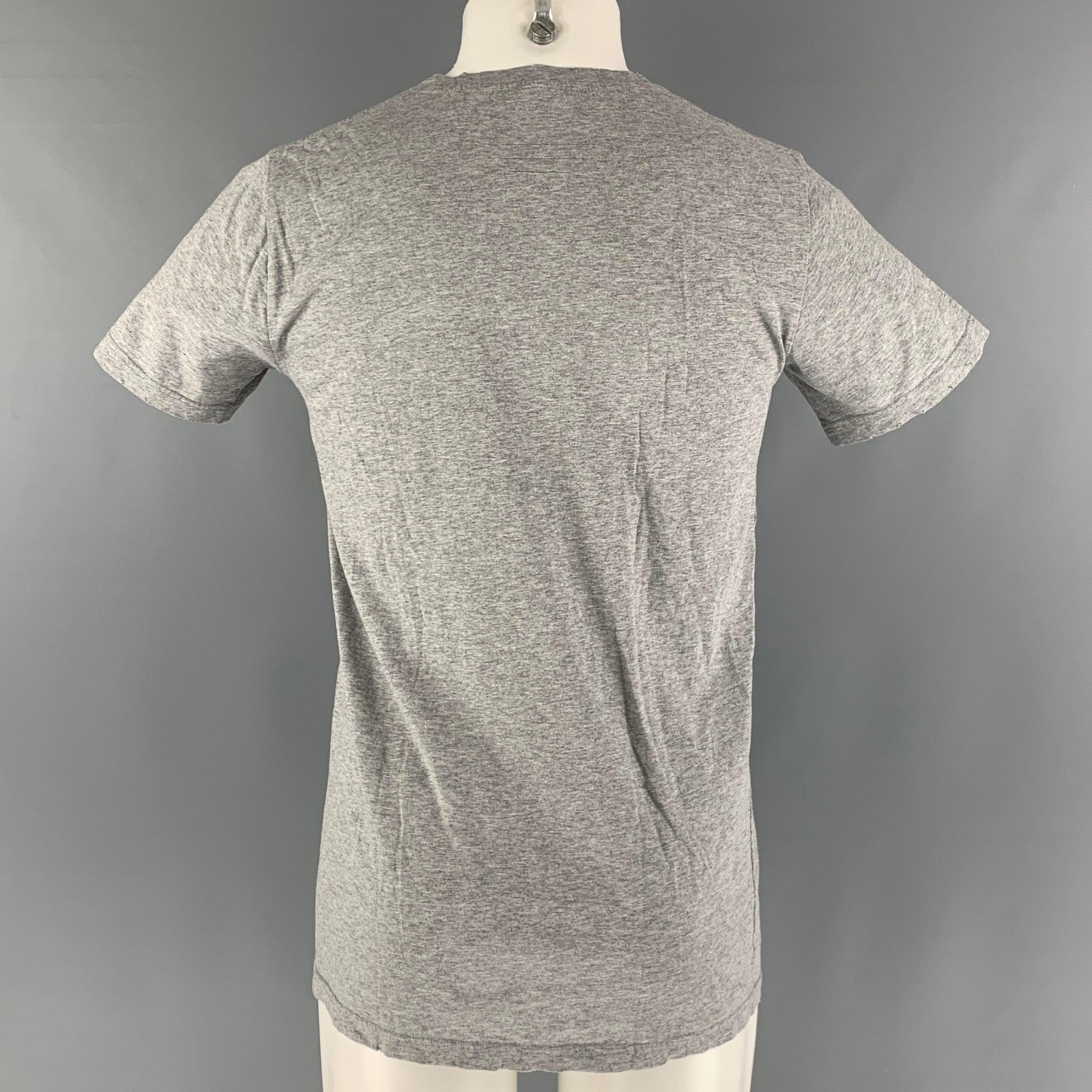 BALMAIN Size M Grey Solid Cotton Crew-Neck T-shirt In Good Condition For Sale In San Francisco, CA