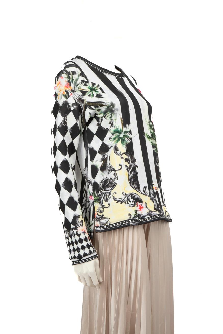 CONDITION is Very good. Minimal wear to topis evident. Minimal wear to internal front lining with discolouration mark on this used Balmain designer resale item. Composition and size label are missing.
 
 
 
 Details
 
 
 Multicolour
 
 Synthetic
 
