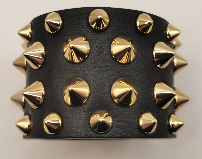 Balmain studded leather cuff bracelet, black and gold at  display picture 2