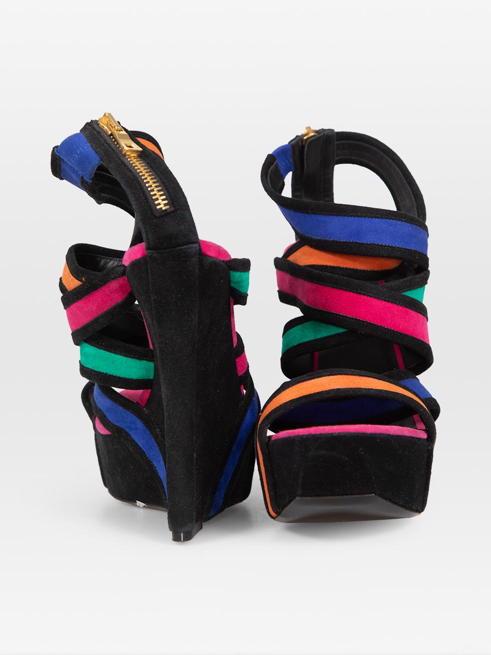Noir Sandales à talons compensés en daim de Balmain Taille IT 40 en vente