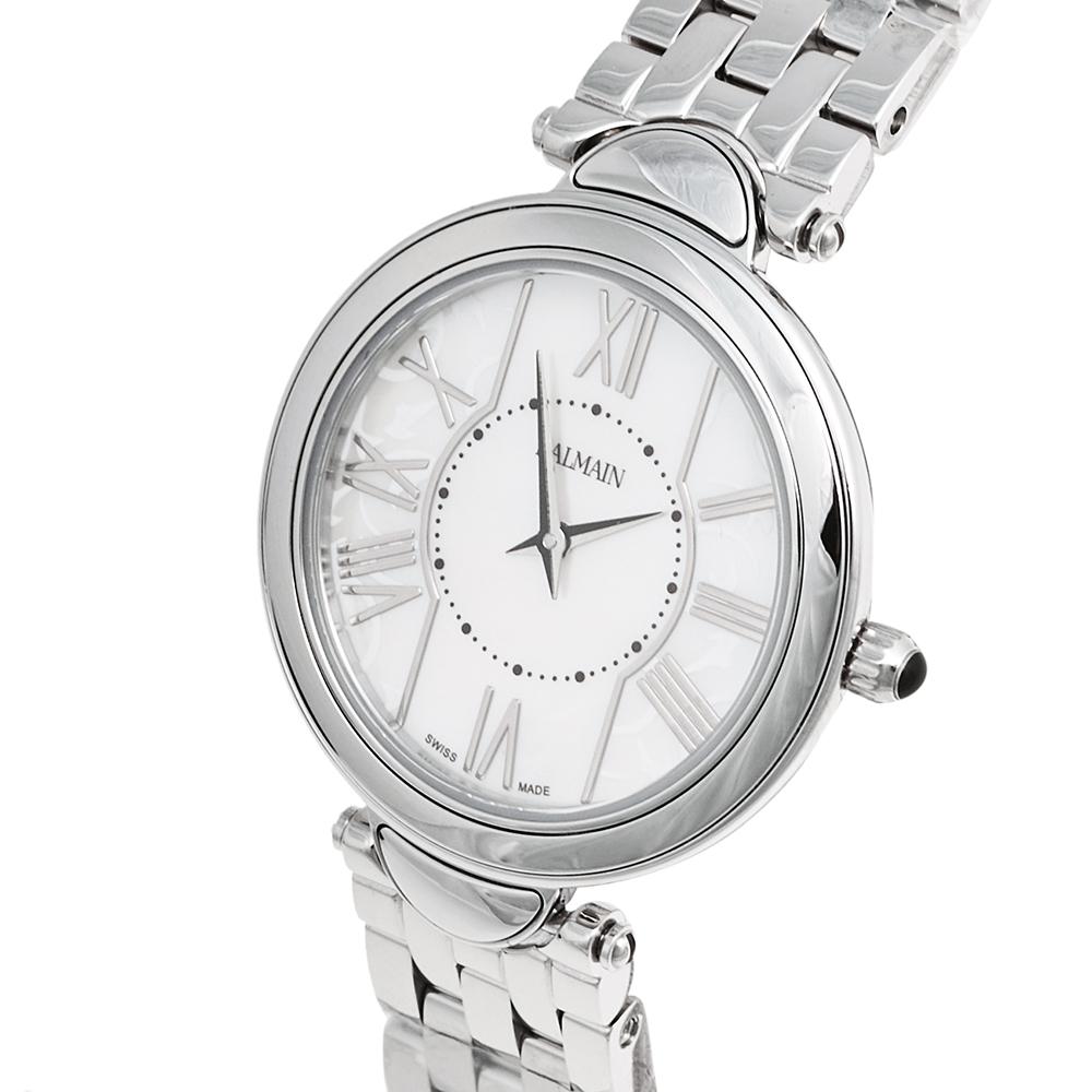 This wristwatch from Balmain is elegance represented in a subtle fashion. Created from stainless steel, this watch flaunts a round case. It follows a Quartz movement and has a Mother of Pearl dial set with Roman numeral hour markers, two hands, and