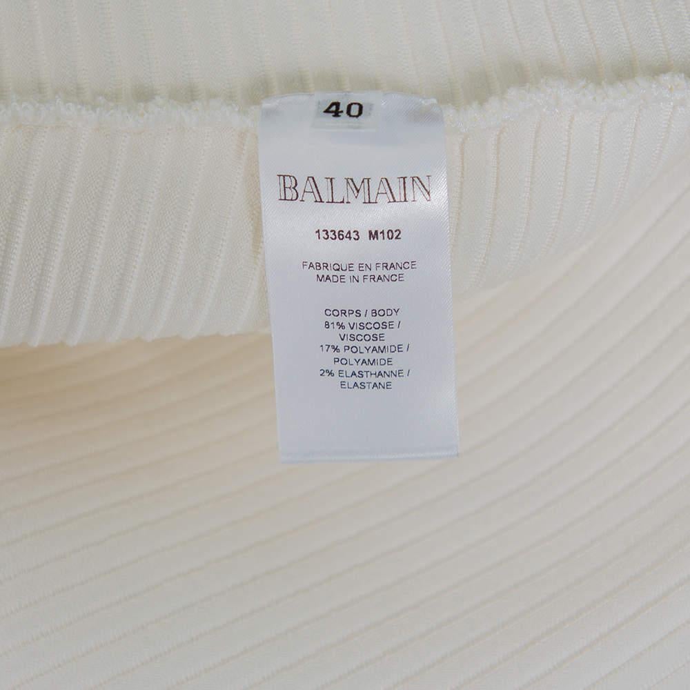 Balmain Weißes strukturiertes Strick-Minikleid mit Schnürung und Krawatte-Detail M im Zustand „Gut“ im Angebot in Dubai, Al Qouz 2
