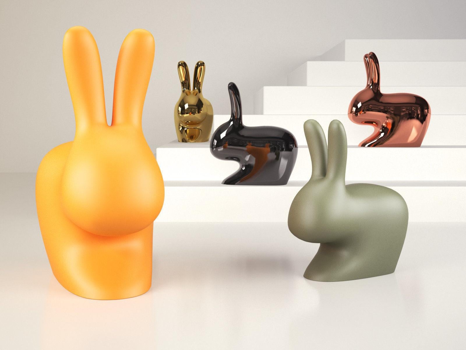The idea of the rabbit, a gentle, lovable and shy animal, comes from the association of its silhouette with that of a seat, where the rabbit's ears become the backrest of the chair. It is conceived for children's fun: the rabbit chair can be used to