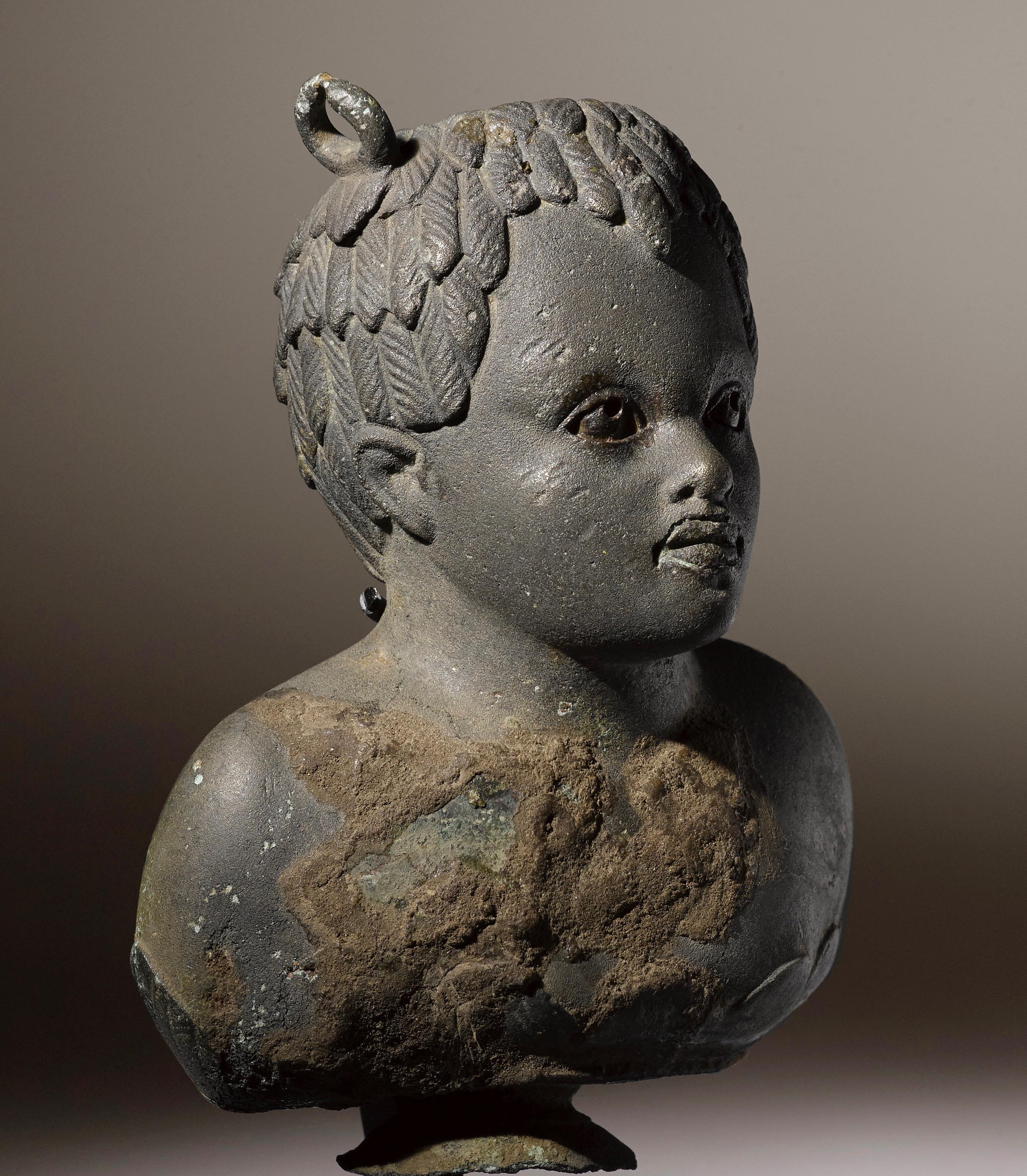 italien Balsamarium en forme de buste de garçon noir - Rome, Ier - IIe siècle apr. en vente