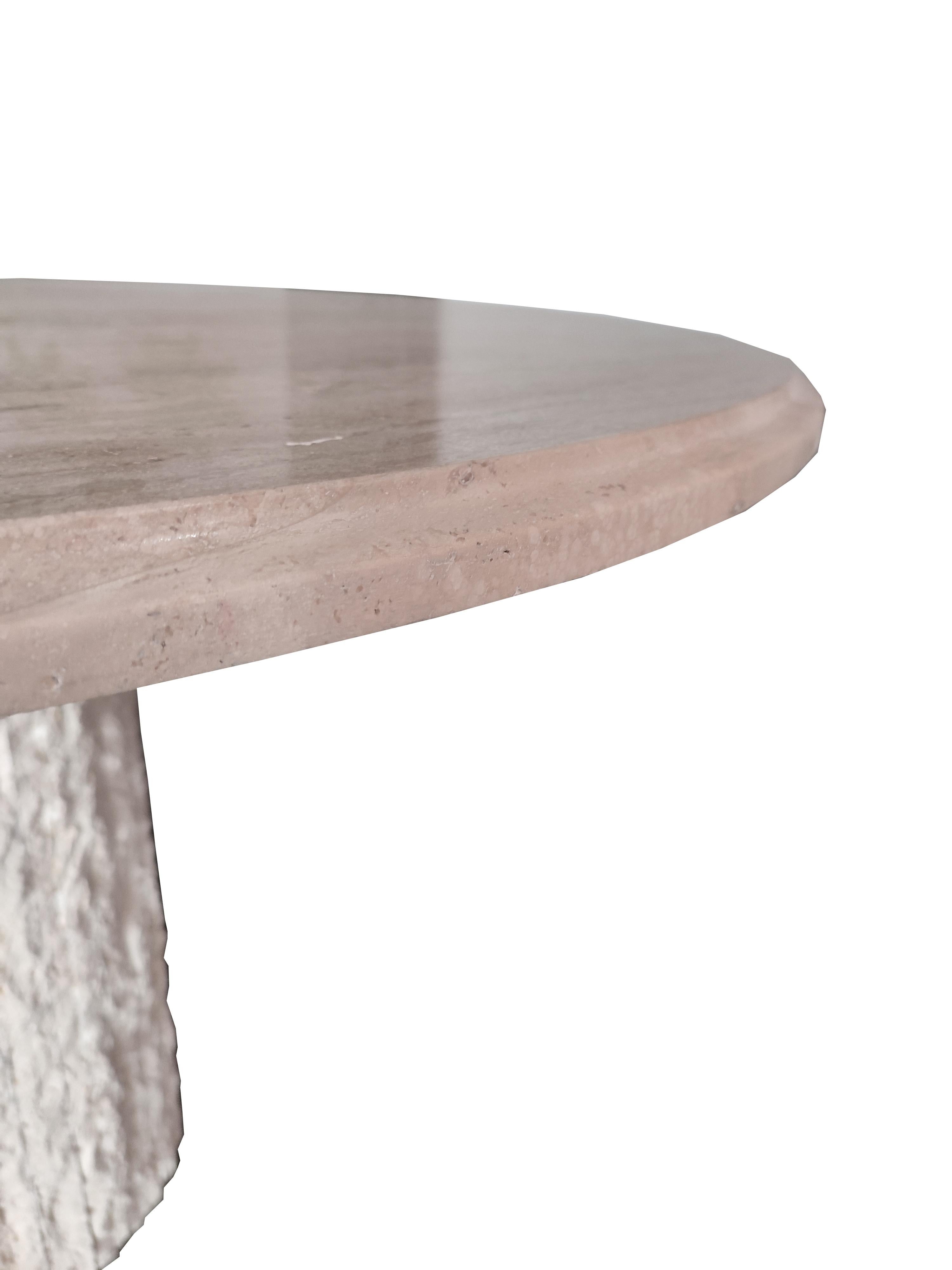 Balta Travertine Marble Midcentury 1980s Dining Table Unique Artisan Masterpiece In Excellent Condition For Sale In VALVERDE DEL MAJANO, CL