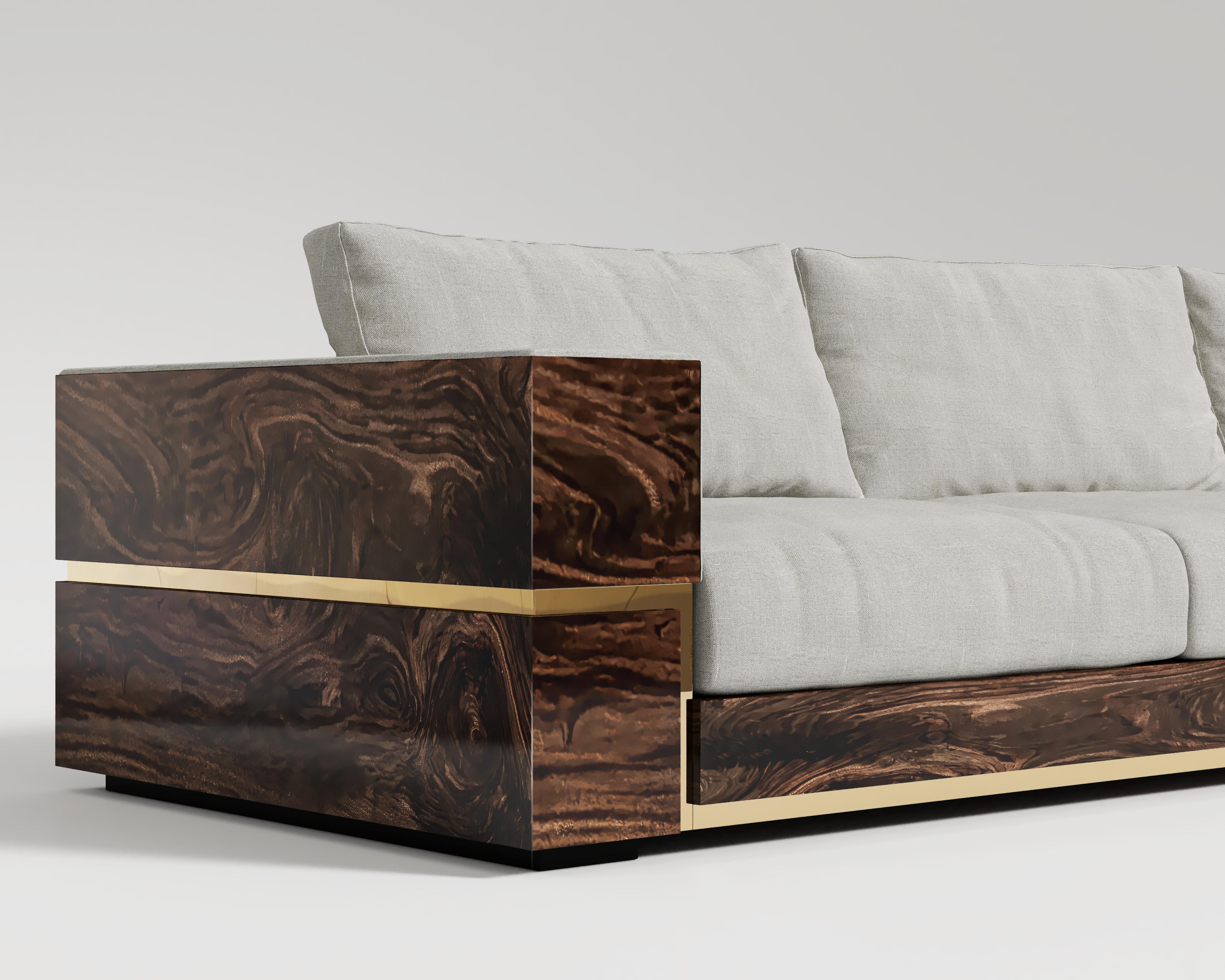 Balteus-Sofa aus polierter Bronze und Stoffpolsterung von Palena Furniture (21. Jahrhundert und zeitgenössisch) im Angebot