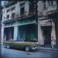 Kuba, 2005 – Balthasar Burkhard, Color Photography, Cityscape, Car, Cuba