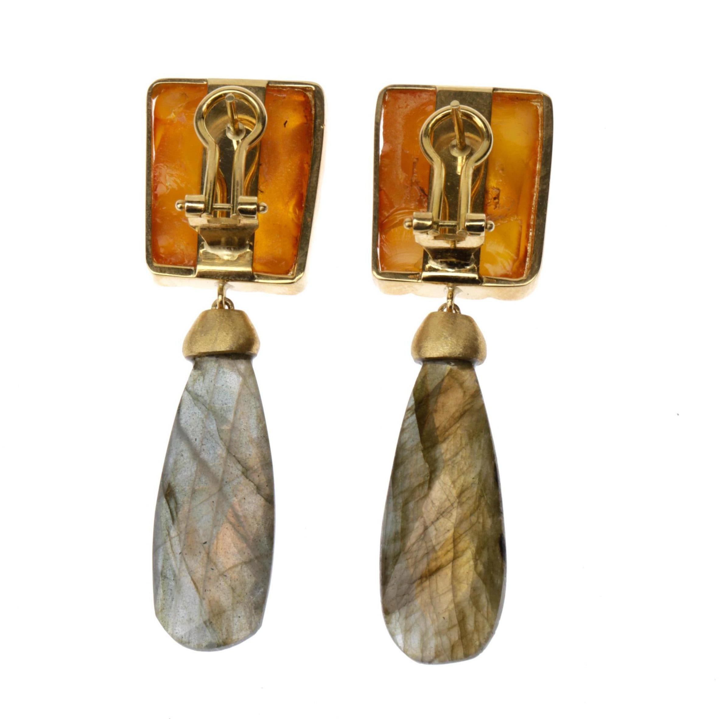 Baltic Amber 18 Karat Gold Labradorite Drops Earrings In New Condition For Sale In Milan, IT