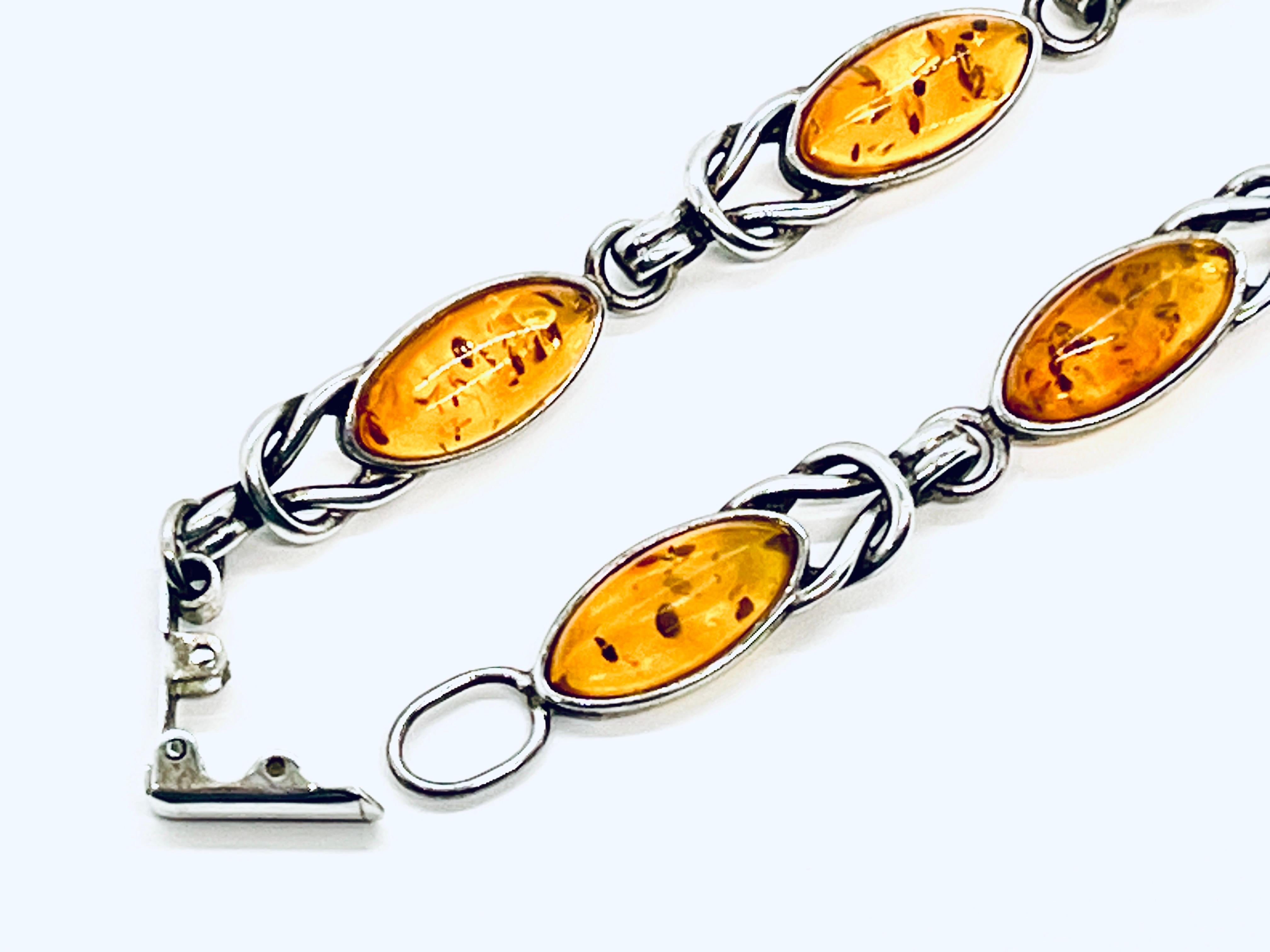 Baltic Amber Marquise Cabochon 925 Silver Link Bracelet  In Good Condition For Sale In Lynnwood, WA