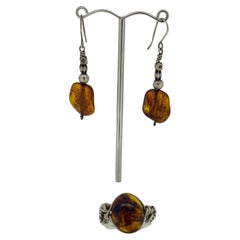 Baltic Amber & Sterling Silver Retro Set: Ring & Drop Pendant Earrings.