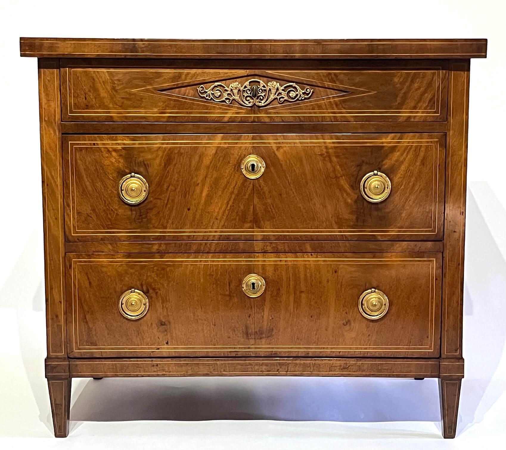 Baltic Directoire Style Mahogany and Satinwood Inlaid Commode, circa 1800 In Good Condition For Sale In Kinderhook, NY