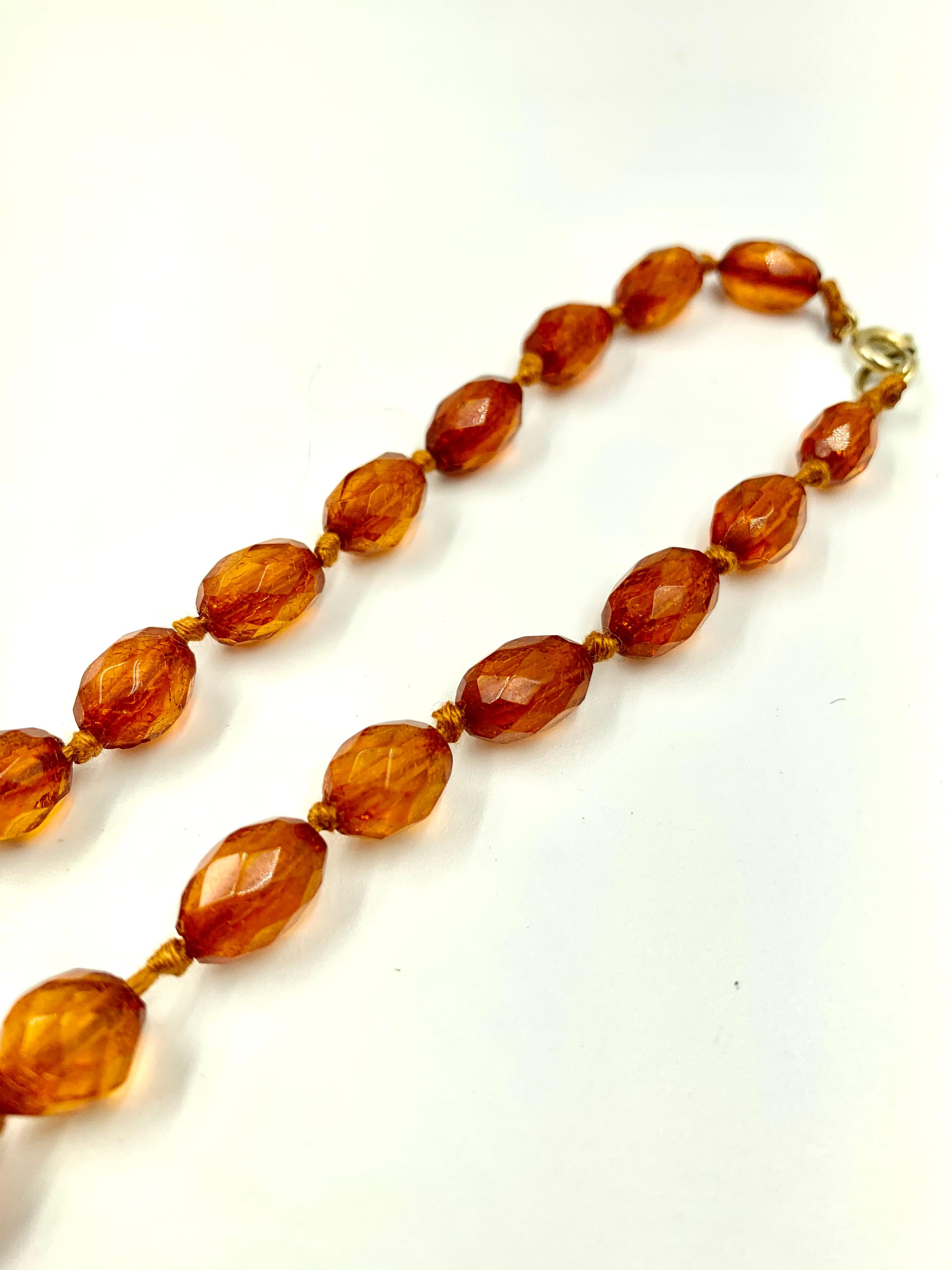 Baltic Honey Colored Amber Necklace, Faceted Cut, Russia, 19th Century In Good Condition For Sale In New York, NY