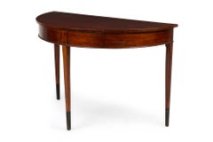 Paire de consoles Demi Lune de la Baltique vers 1800 18000.00