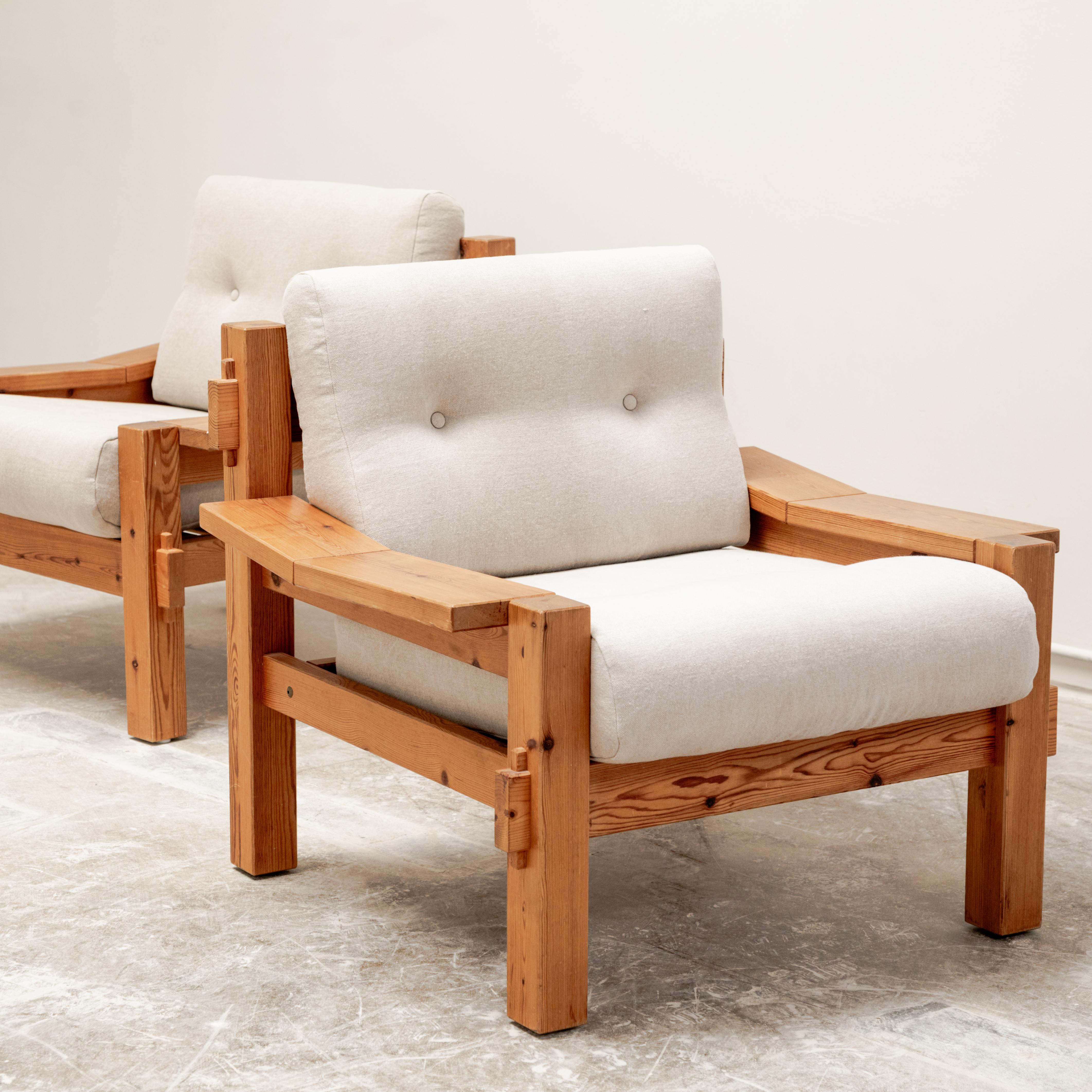 Poltrone scandinave brutaliste in pino baltico in vendita 2