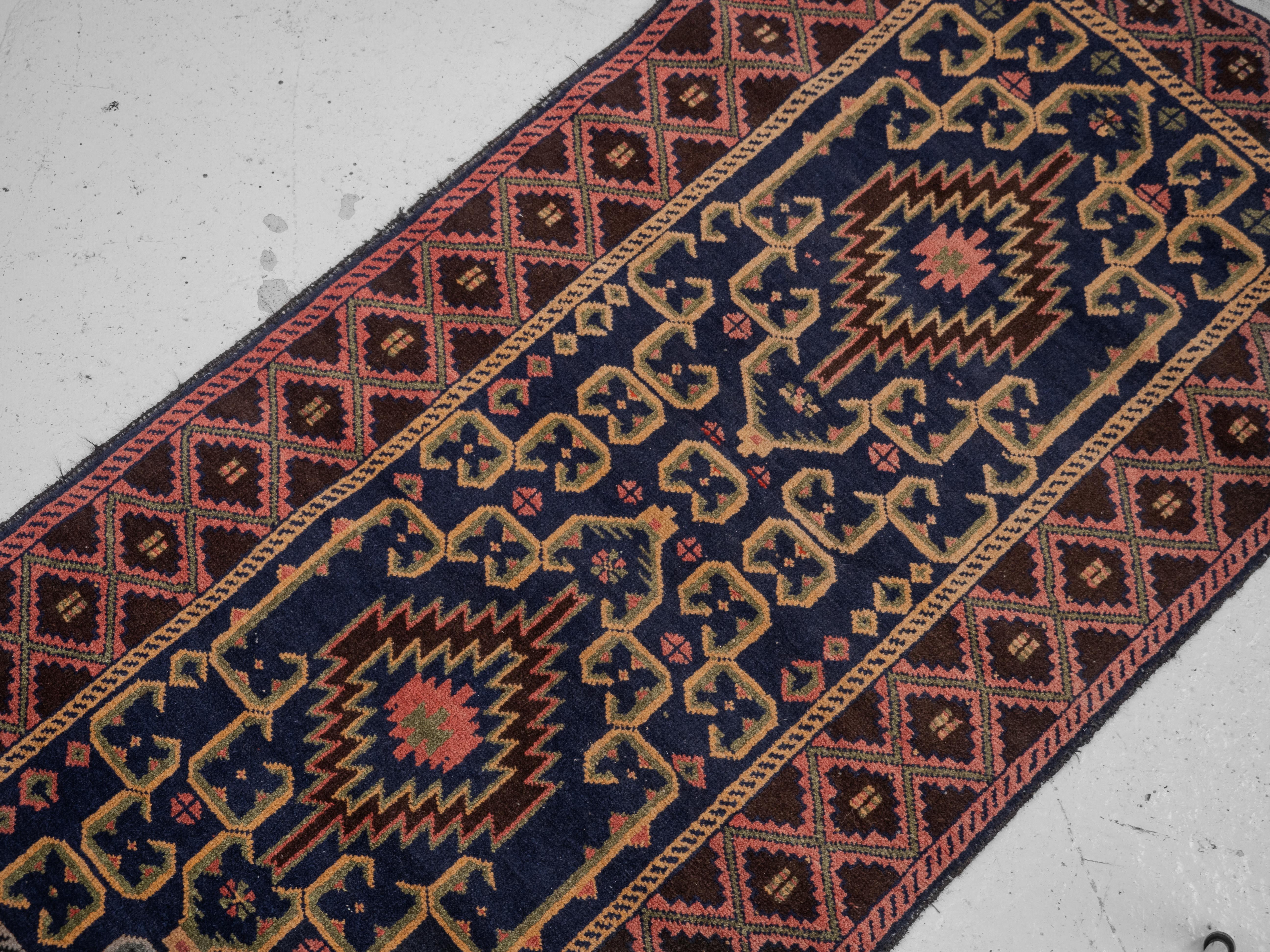 Baluch Afghan Persian Handwoven Rug 211 x 98 cm (Oriental Carpet Balouch) For Sale 3