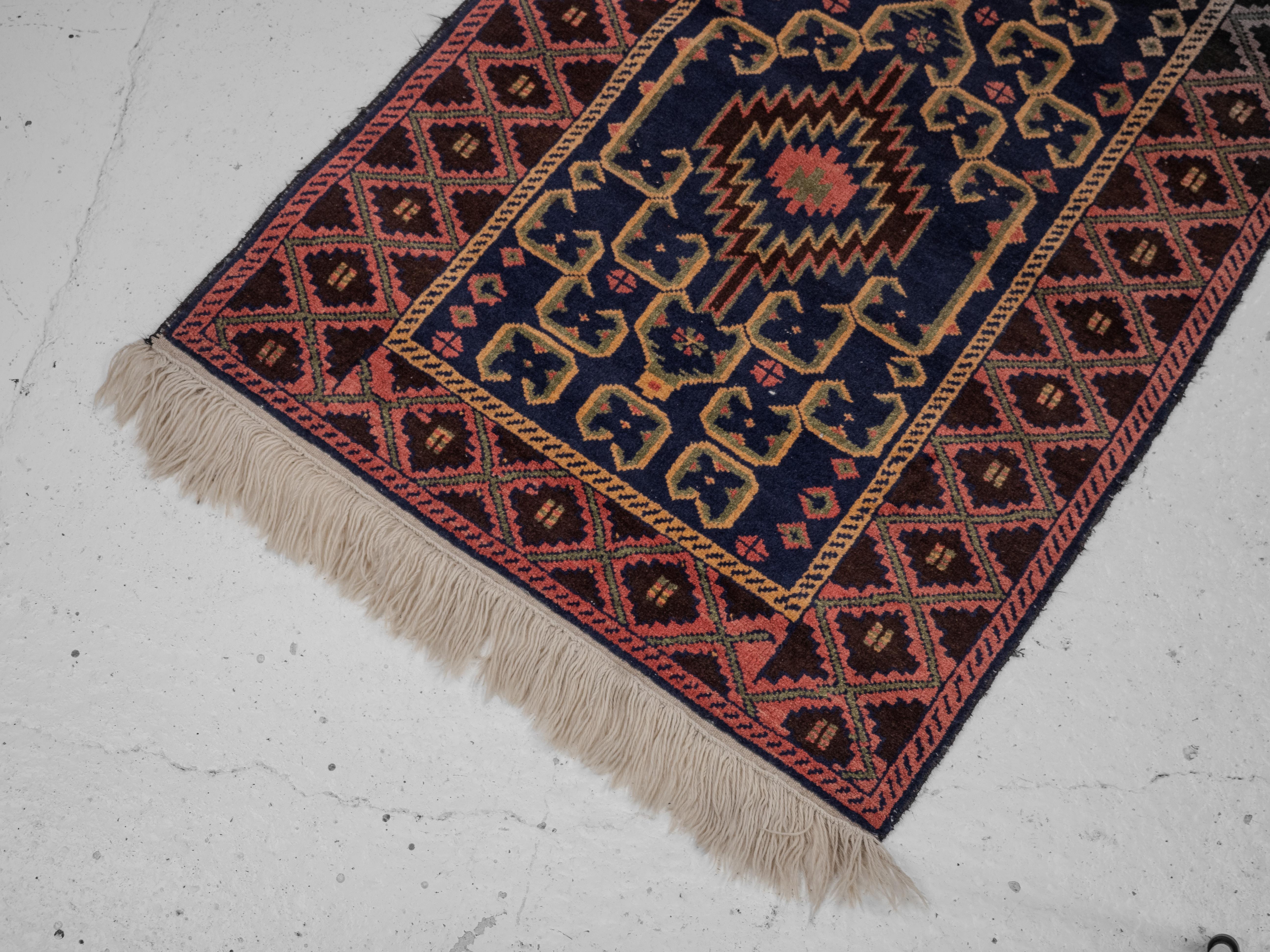 Baluch Afghan Persian Handwoven Rug 211 x 98 cm (Oriental Carpet Balouch) For Sale 4