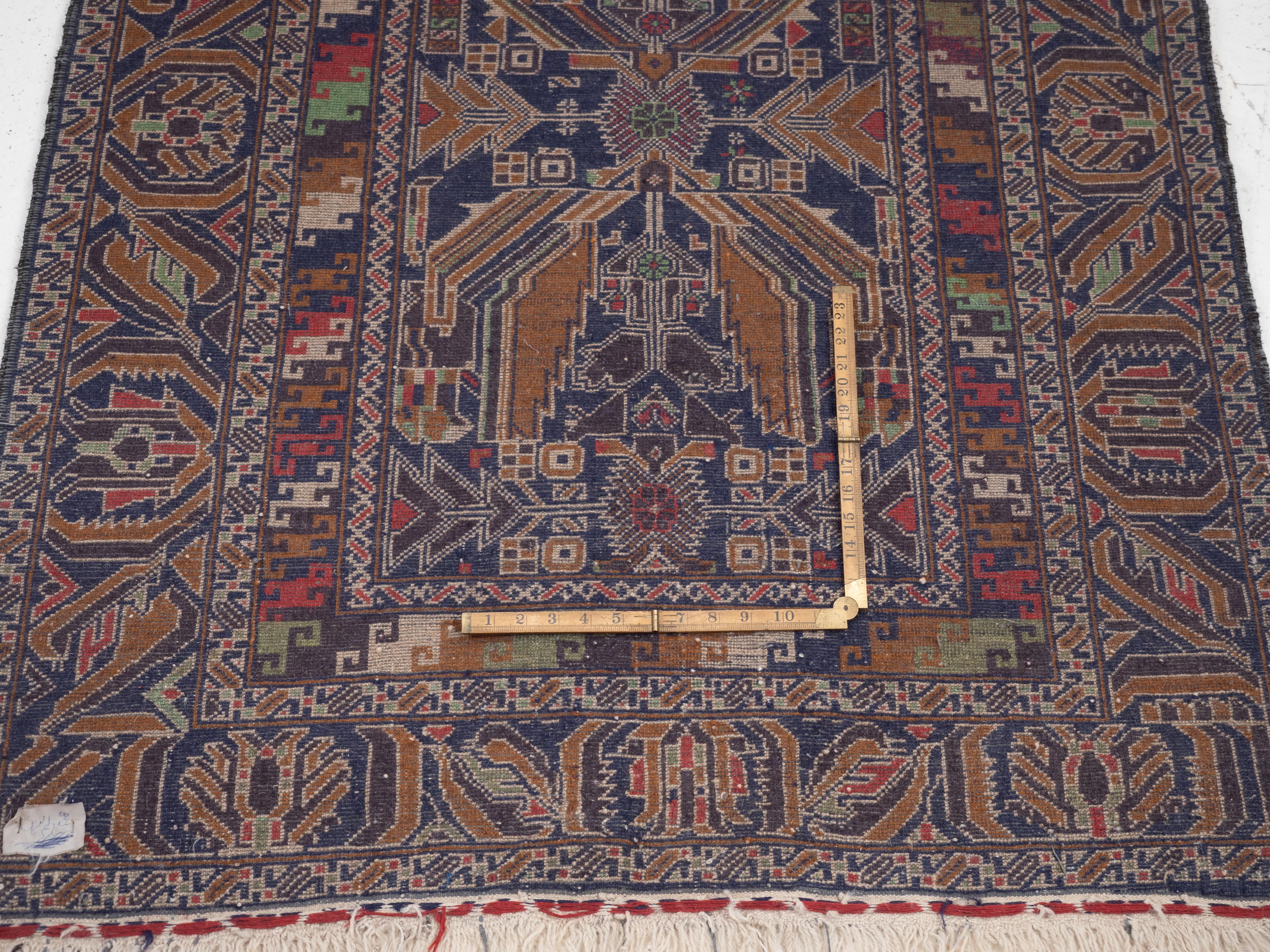 Baluch Afghan Persian Handwoven Rug 229 x 110 cm (Oriental Carpet) en vente 6