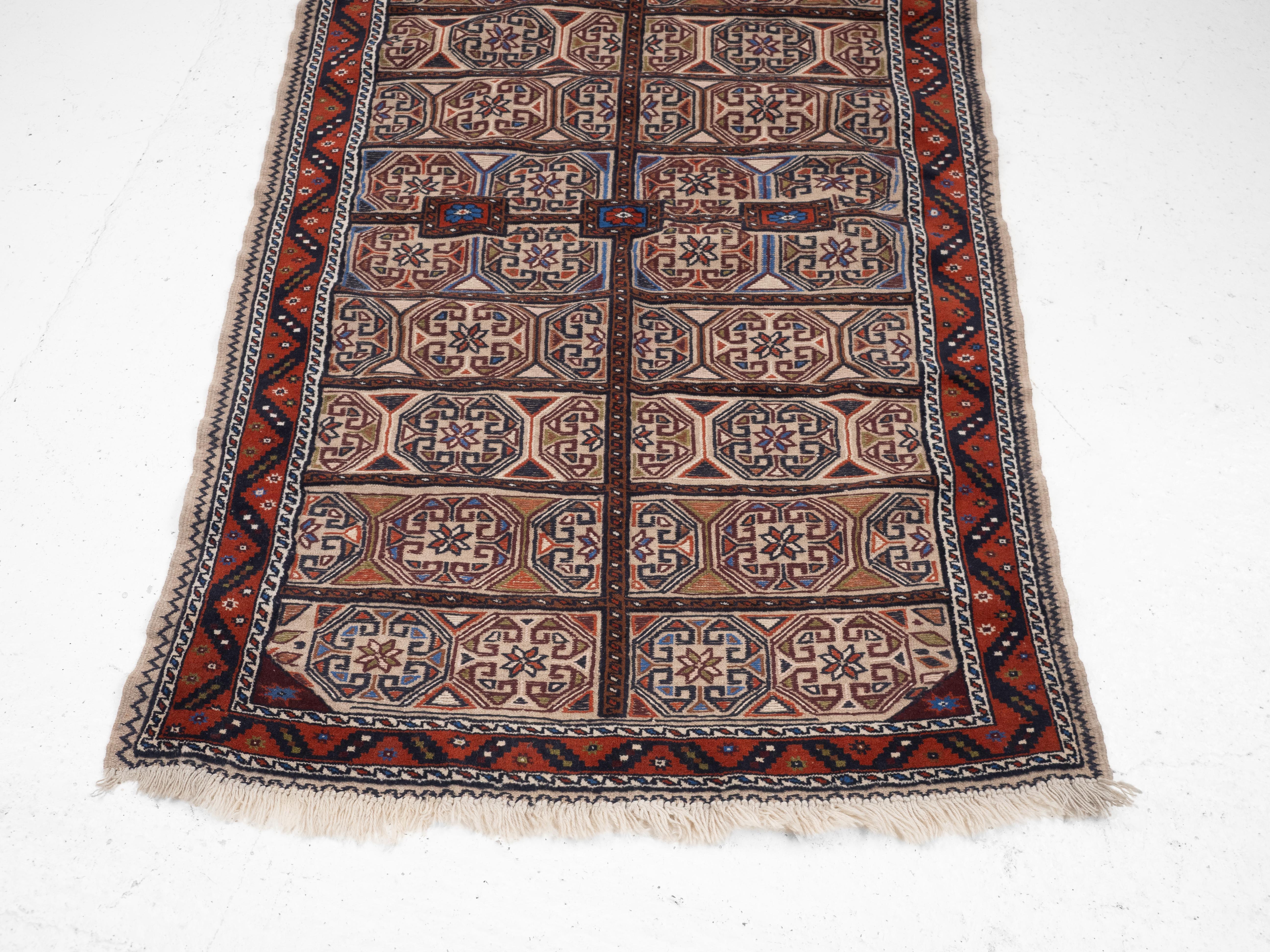 Baluch Afghan Persian part Kilim Handwoven Rug 218 x 129 cm (Tappeto a tessitura piatta) In condizioni buone in vendita a Leeds, GB