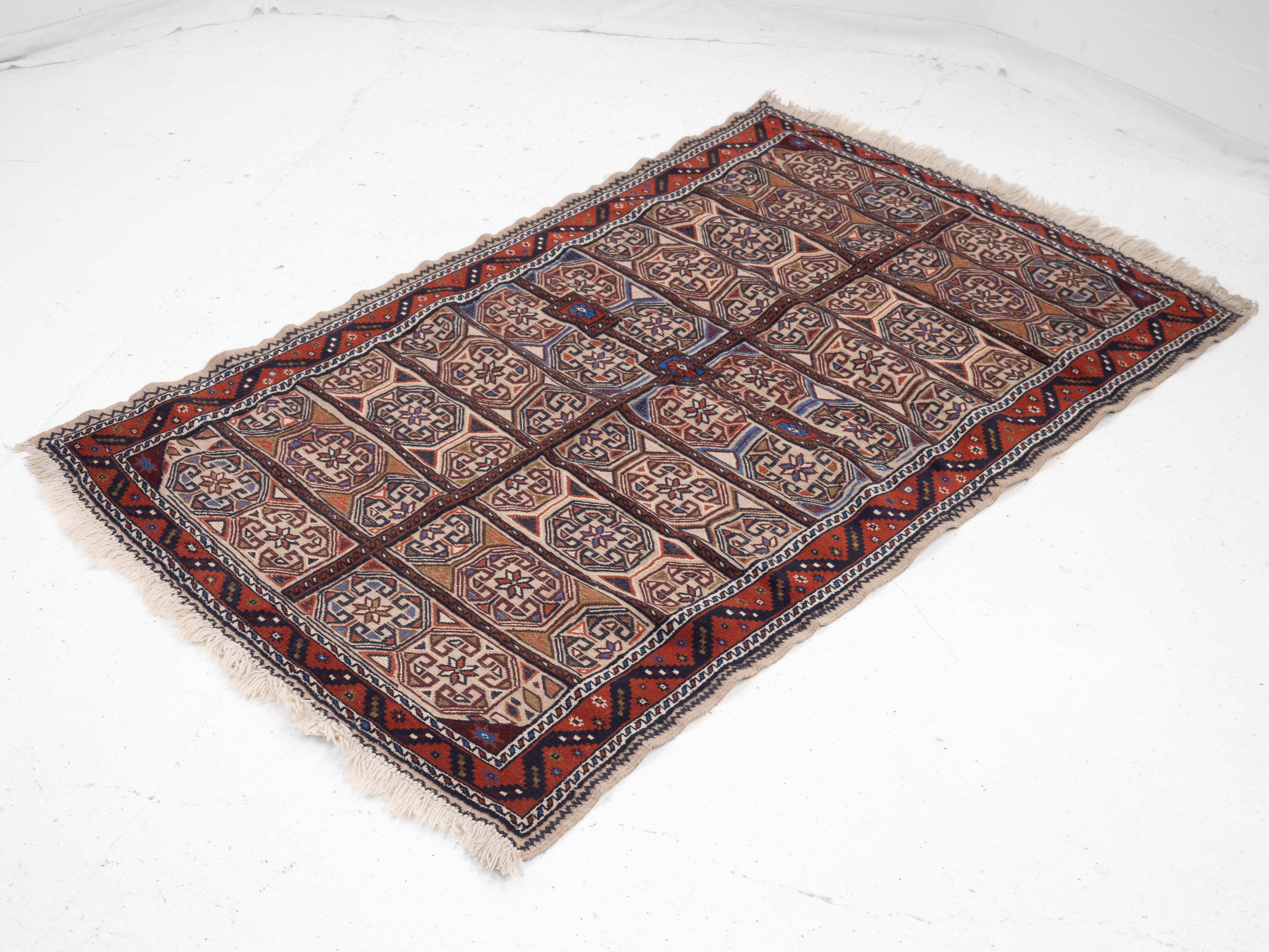 Lana Baluch Afghan Persian part Kilim Handwoven Rug 218 x 129 cm (Tappeto a tessitura piatta) in vendita
