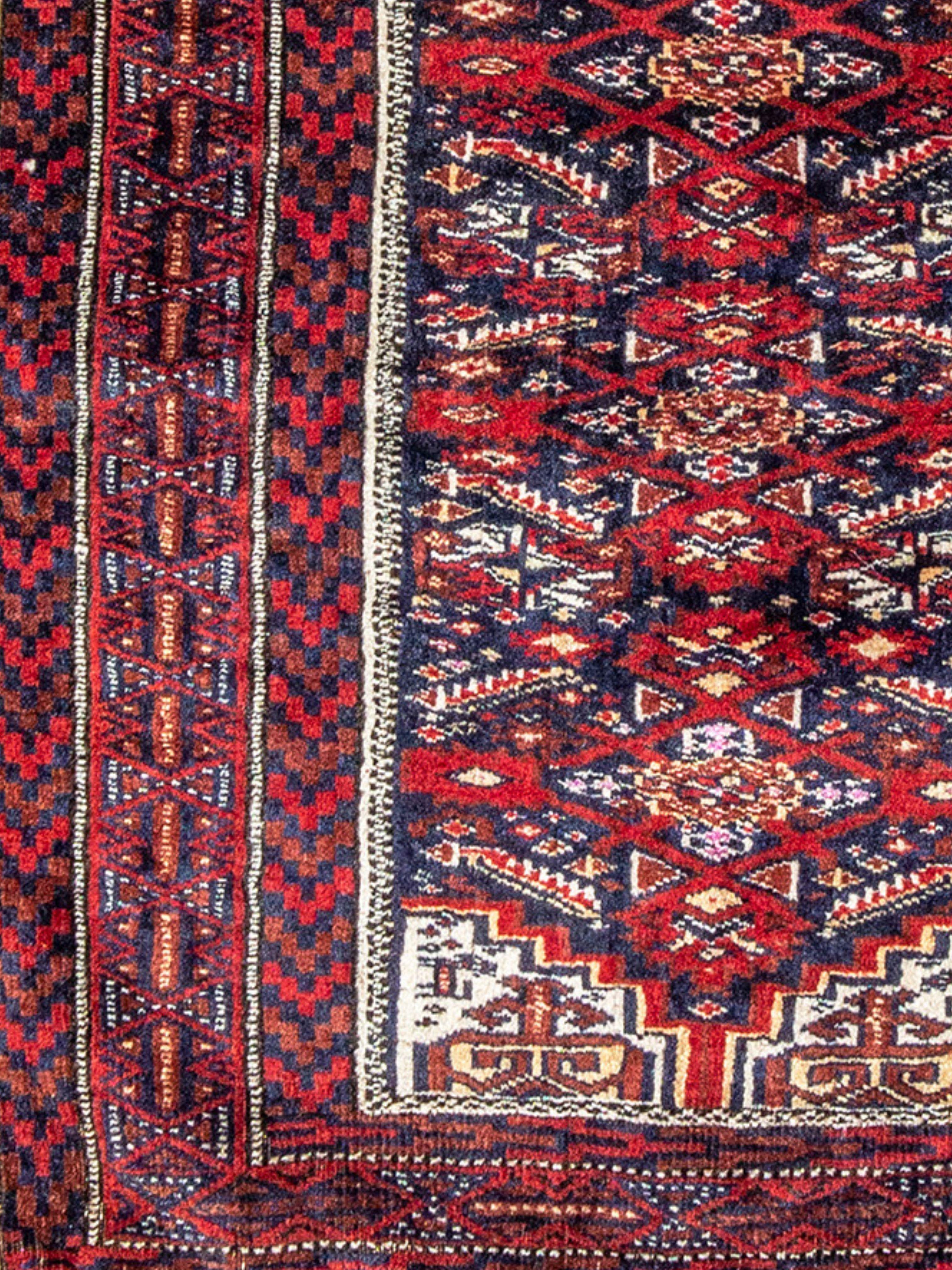 Tappeto Baluch Balisht, 1900 ca.

Informazioni aggiuntive:
Dimensioni: 1'7