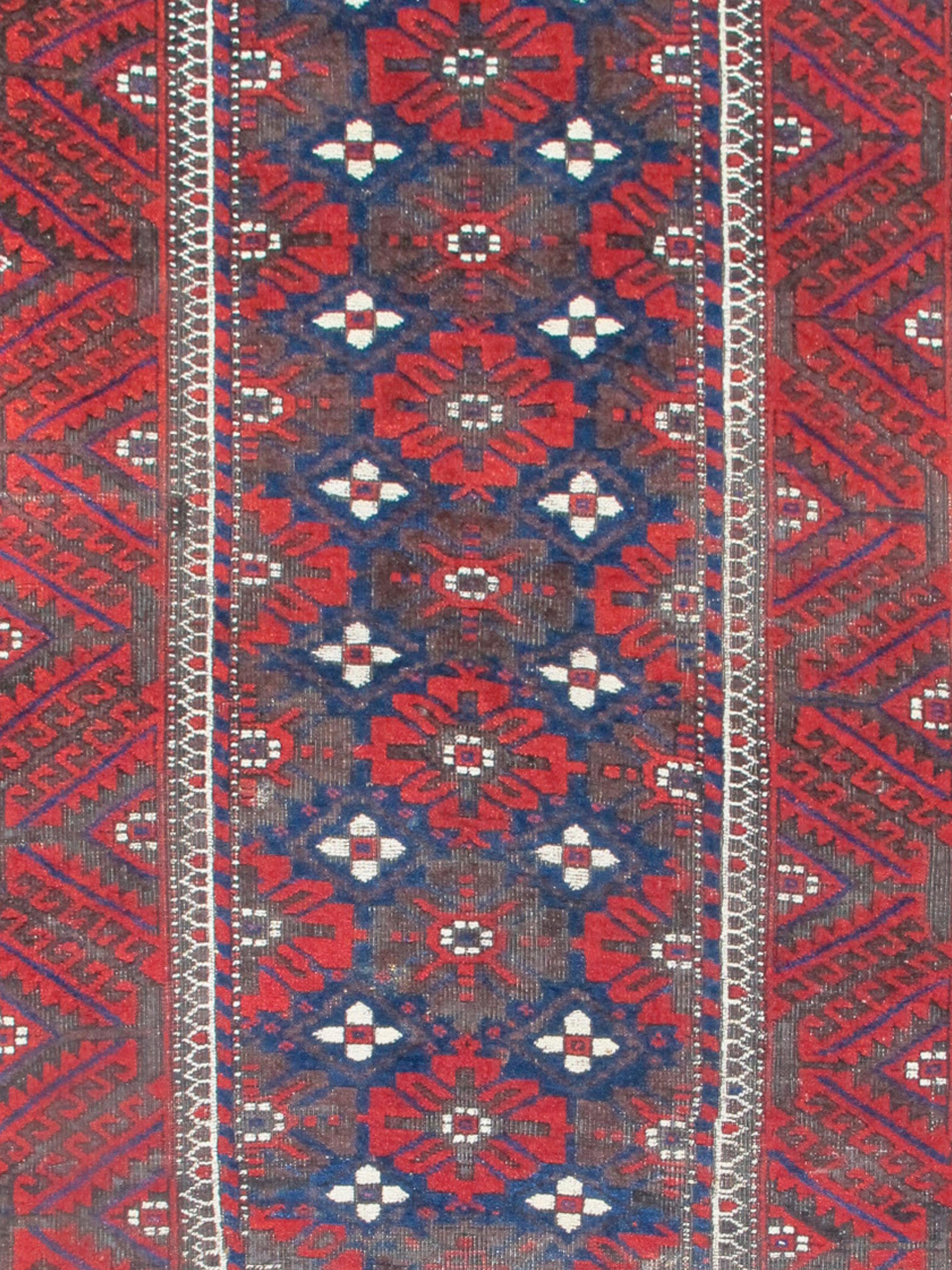 Annodato a mano Tappeto Baluch, inizio XX secolo in vendita