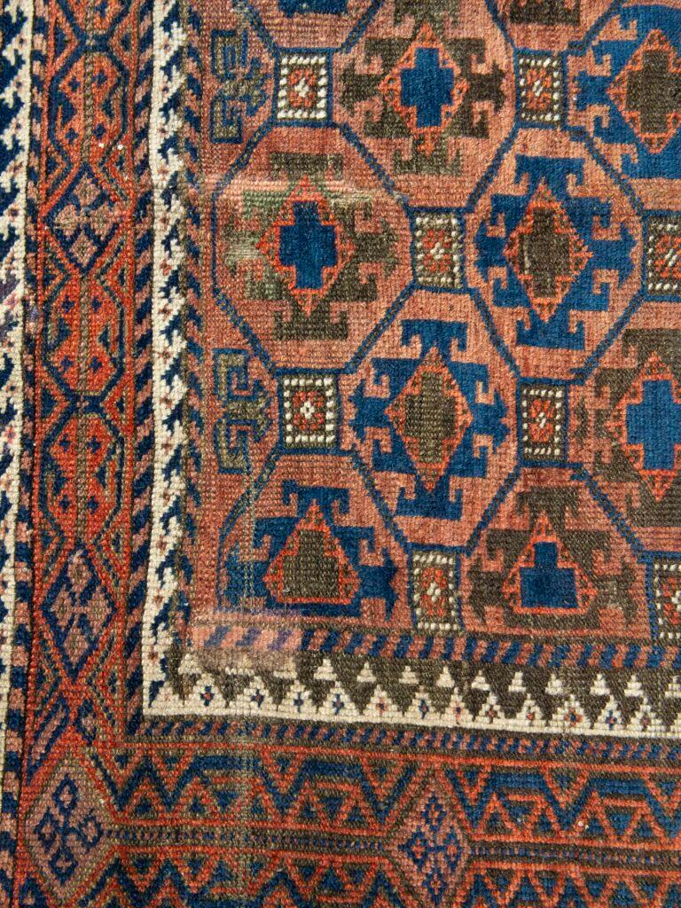 Antique Baluch Rug, Late 19th Century

Additional Information:
Dimensions: 5'10